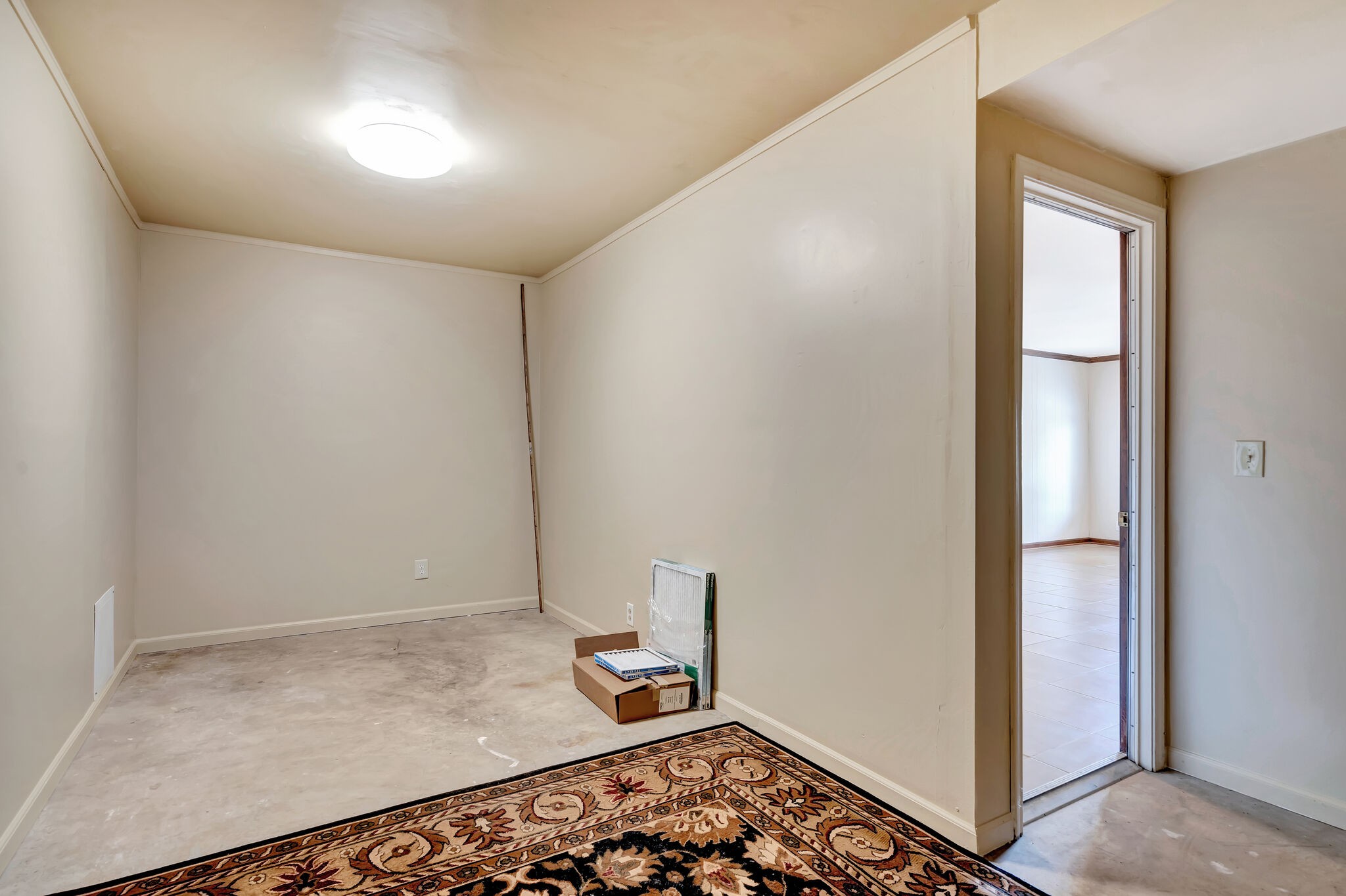 129 Jefferson Sq