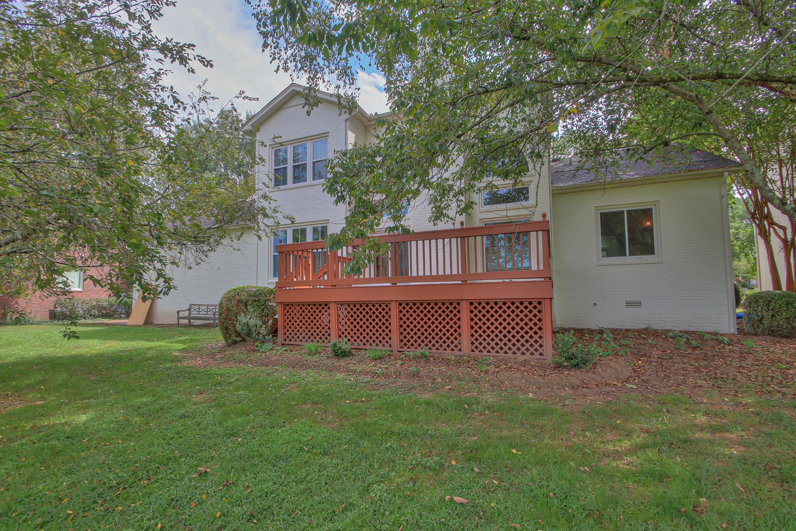 962 Yearling Way