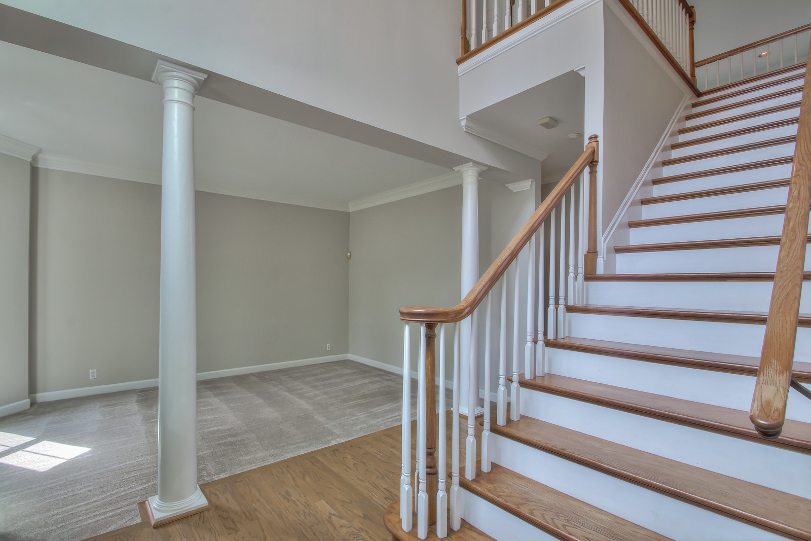 962 Yearling Way