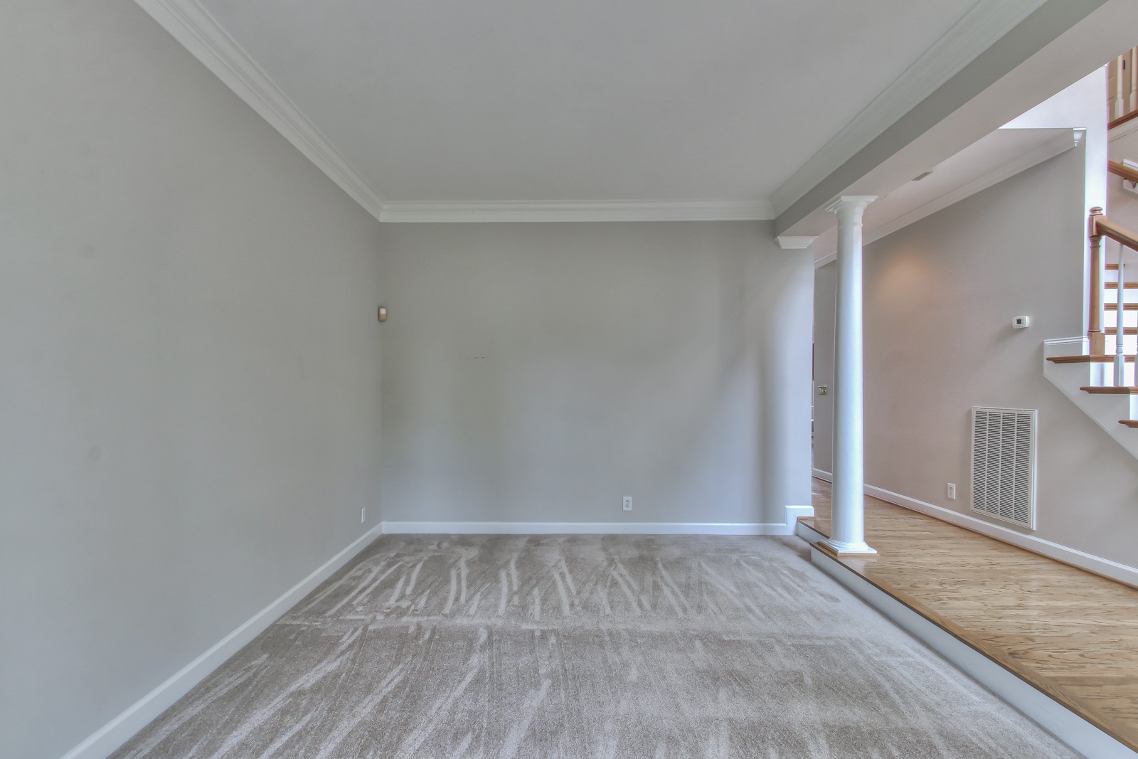 962 Yearling Way