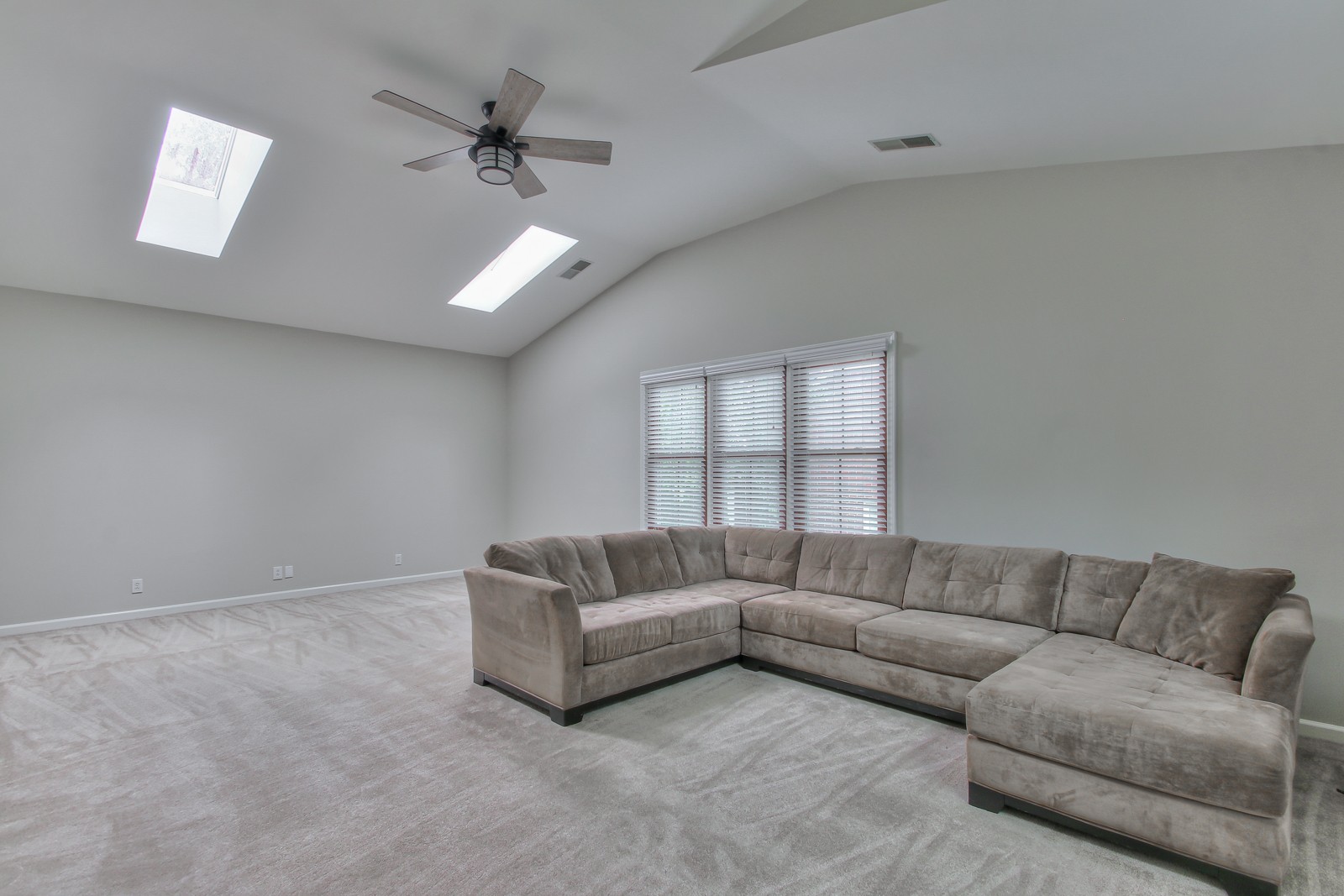 962 Yearling Way
