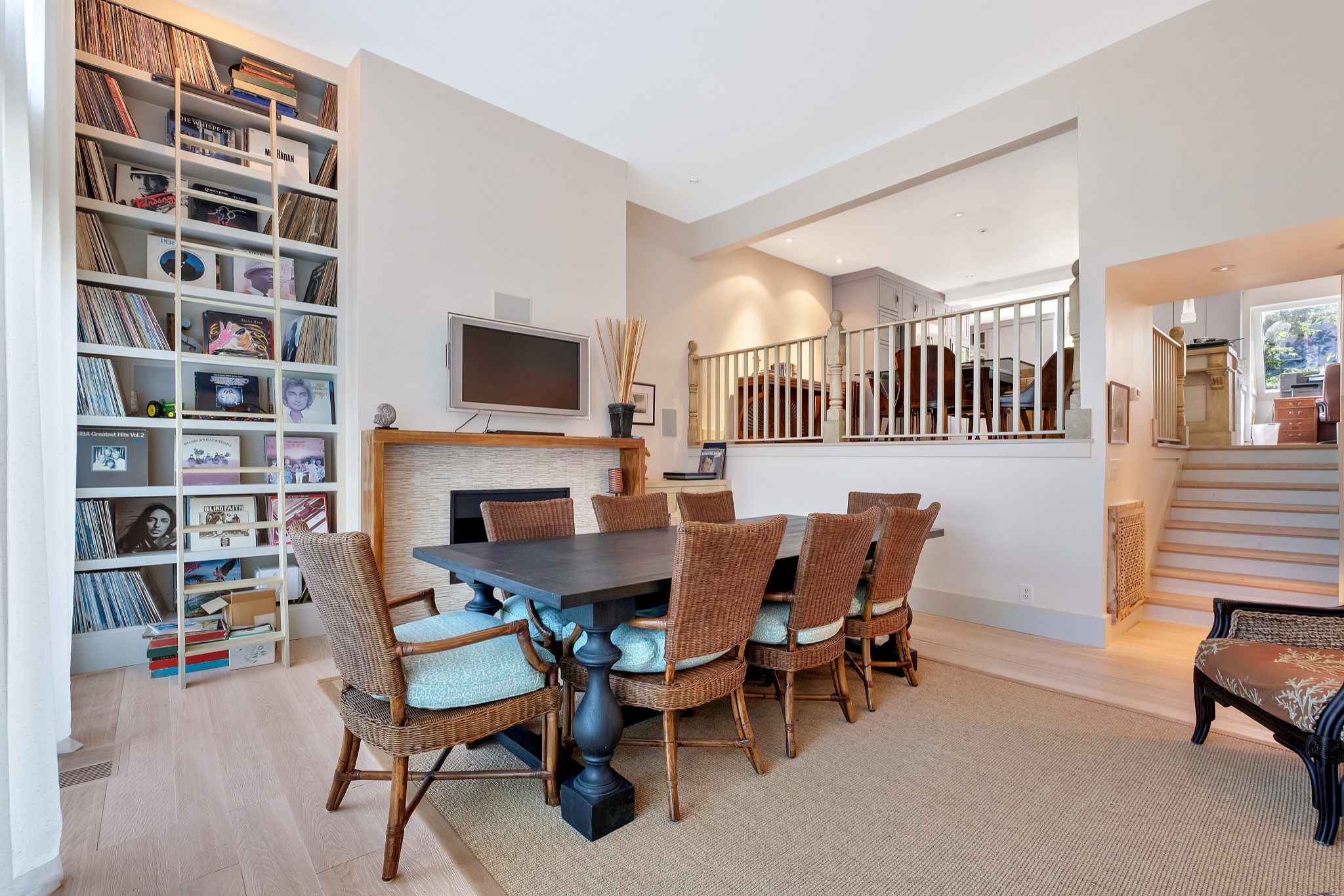 135 Hampton Pl