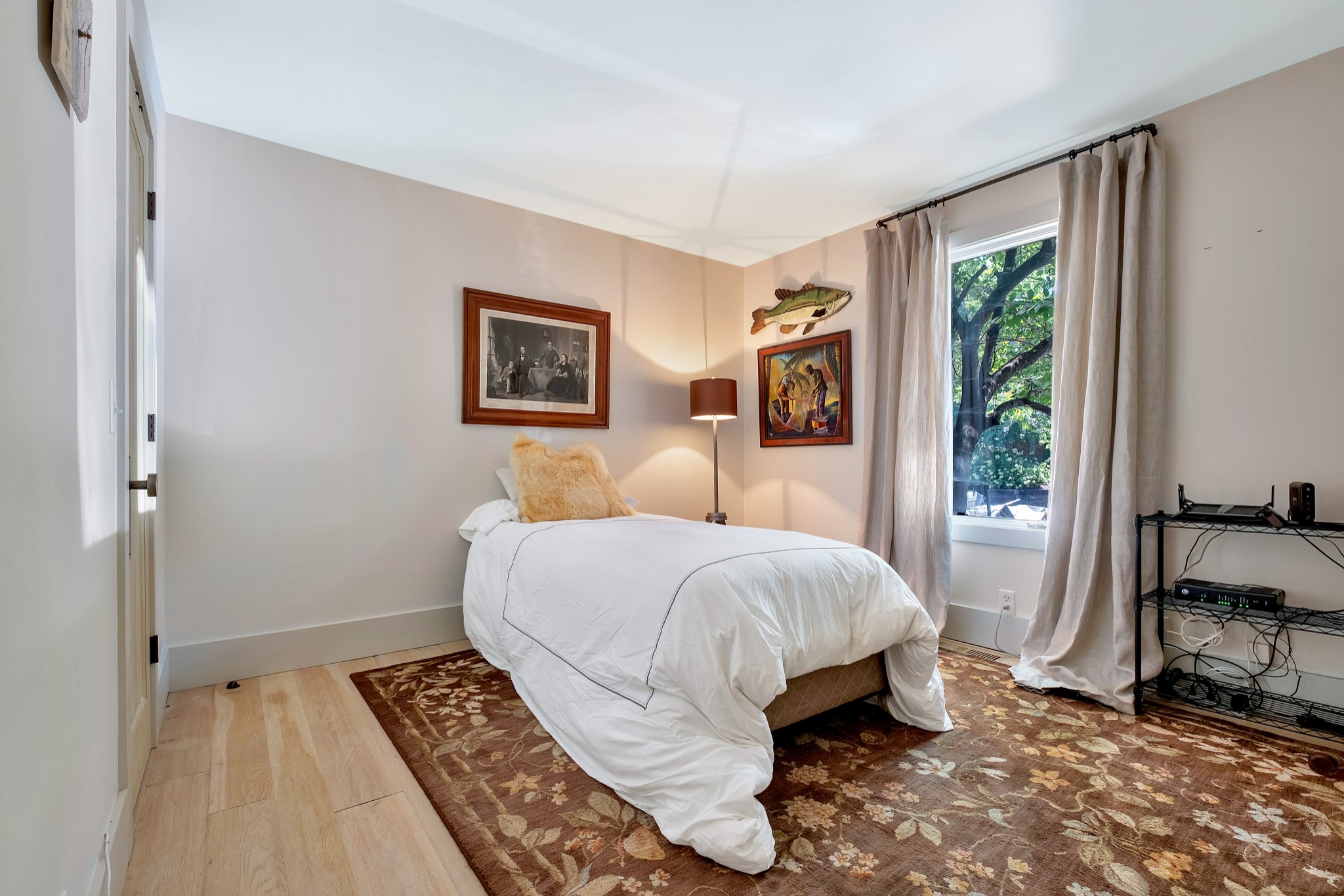 135 Hampton Pl