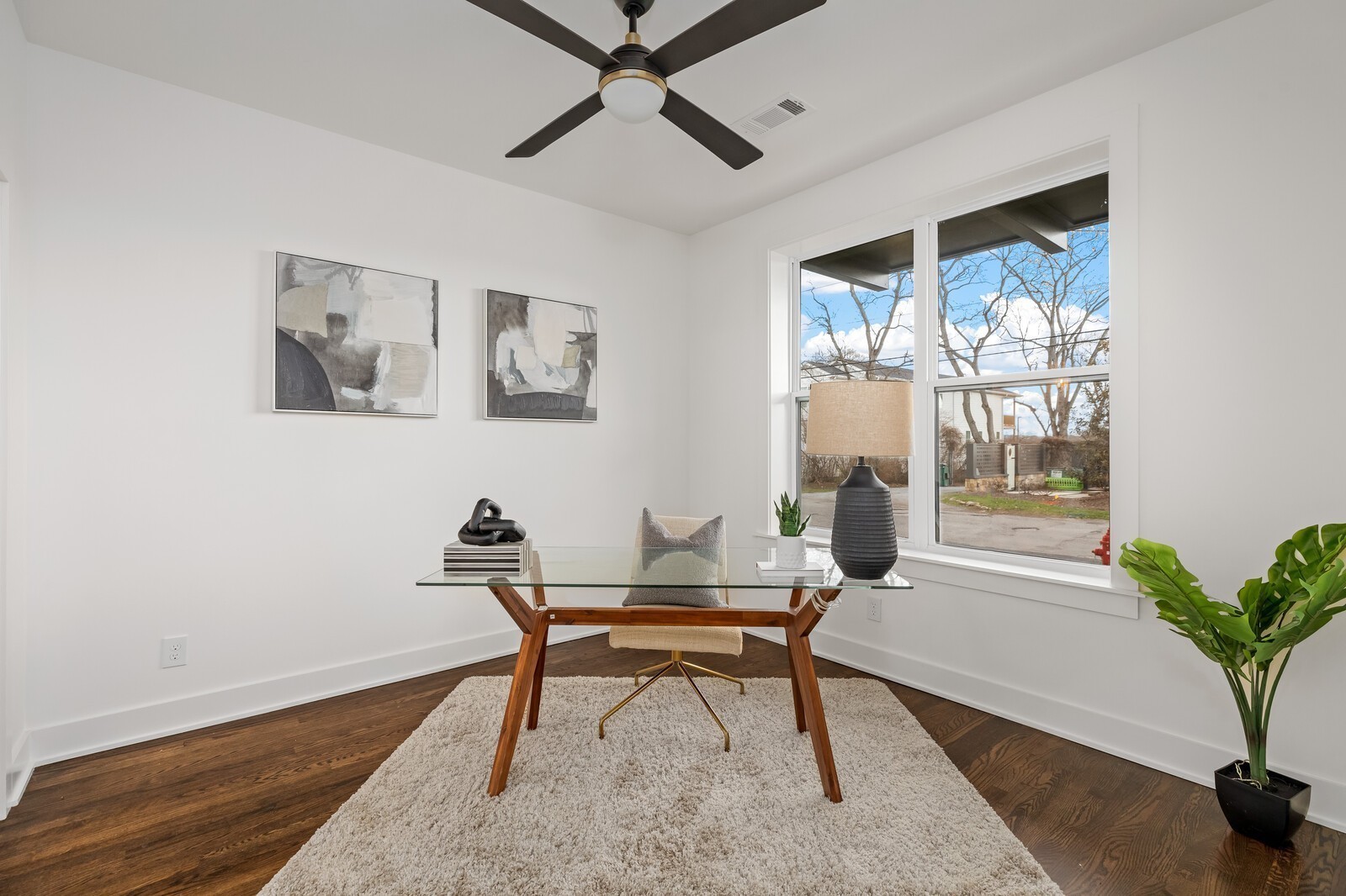 613 Vernon Ave Unit: 6