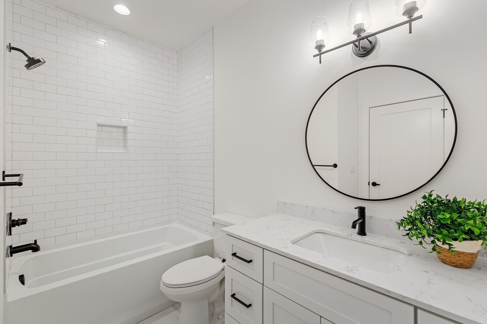 613 Vernon Ave Unit: 6