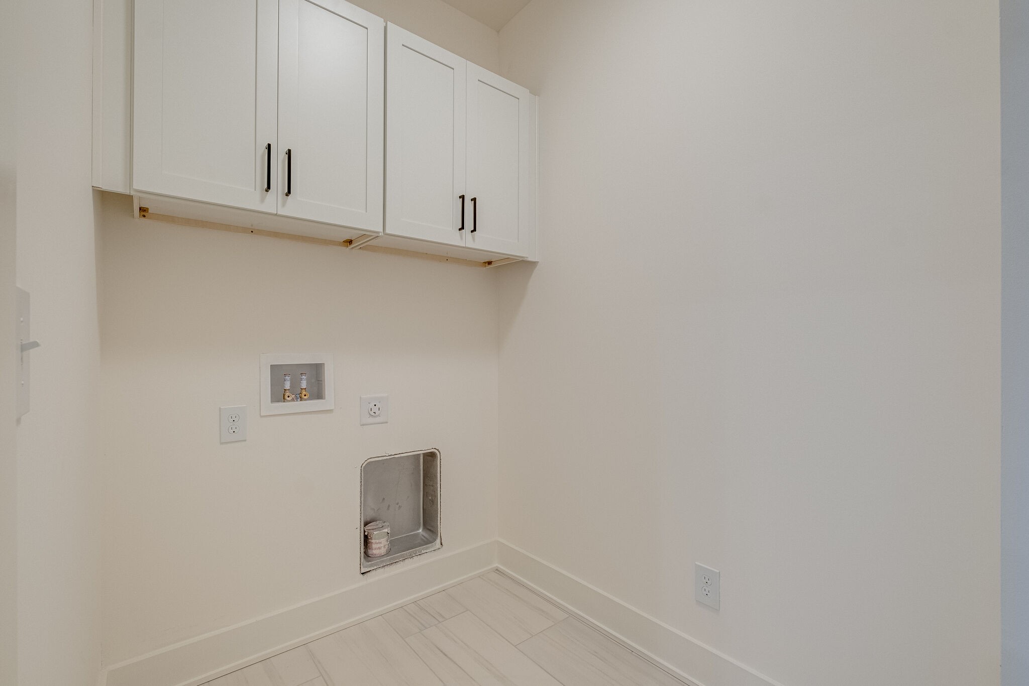 613 Vernon Ave Unit: 6