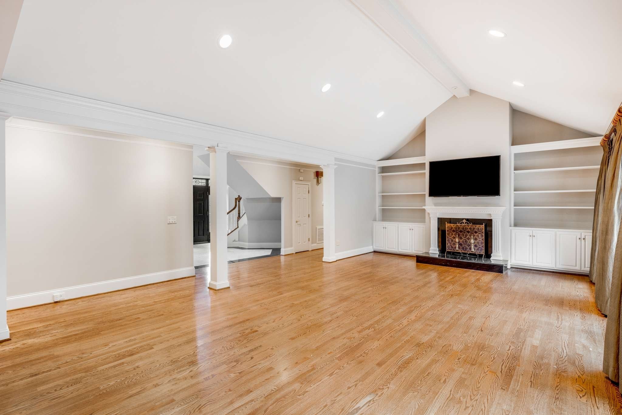 16 Westlake