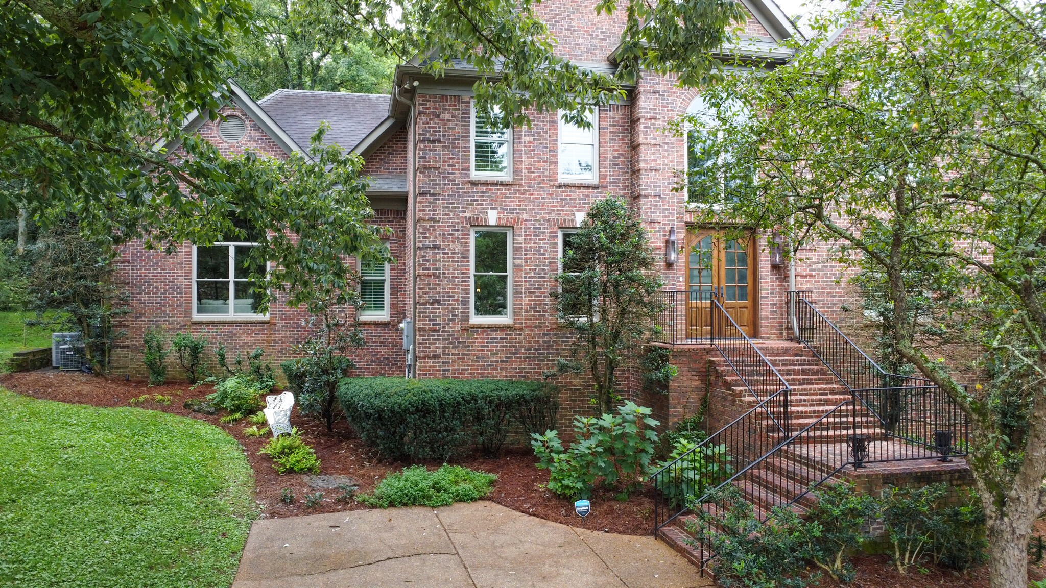 232 Bramerton Ct
