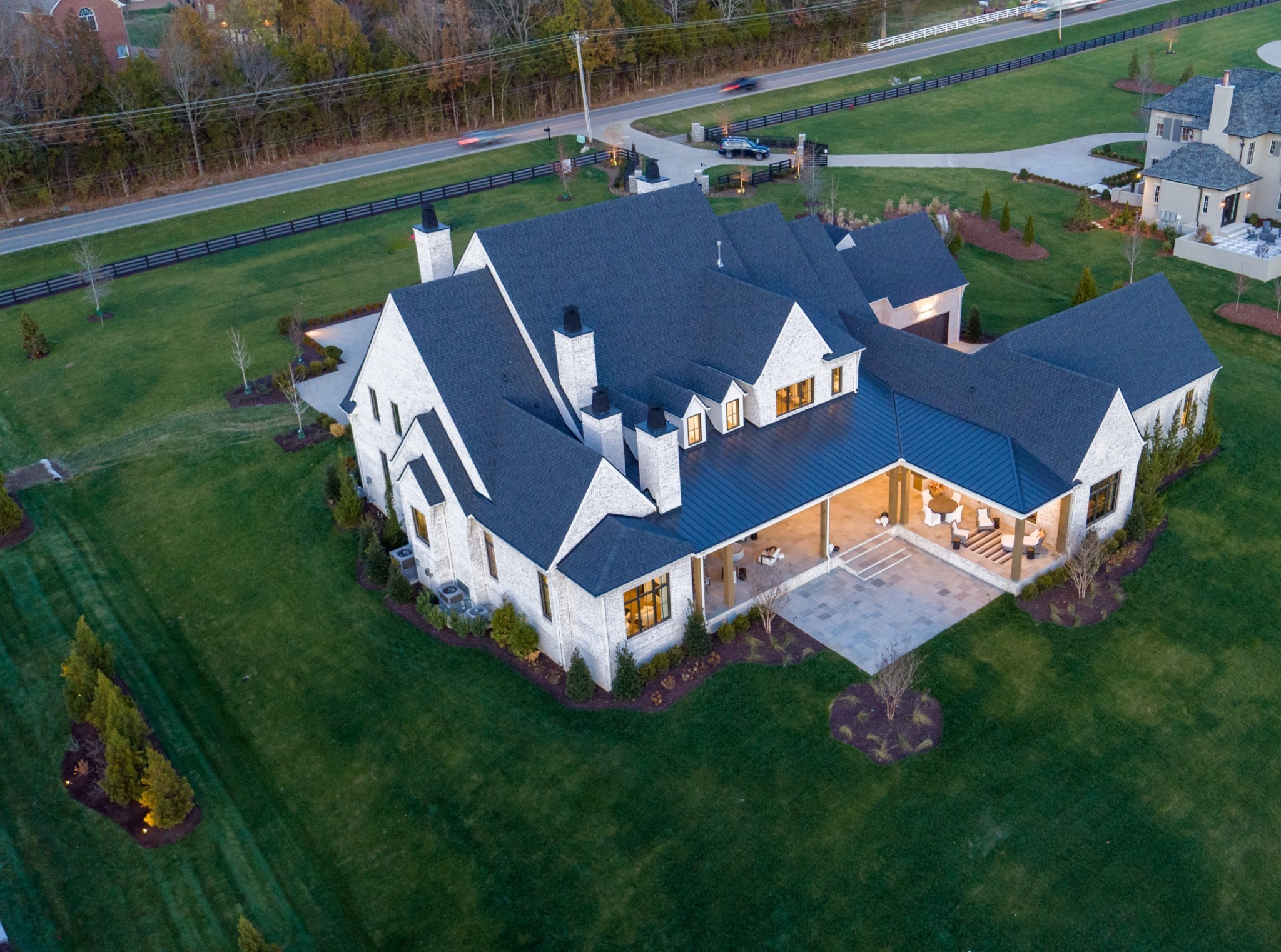 1553 Sunset Rd