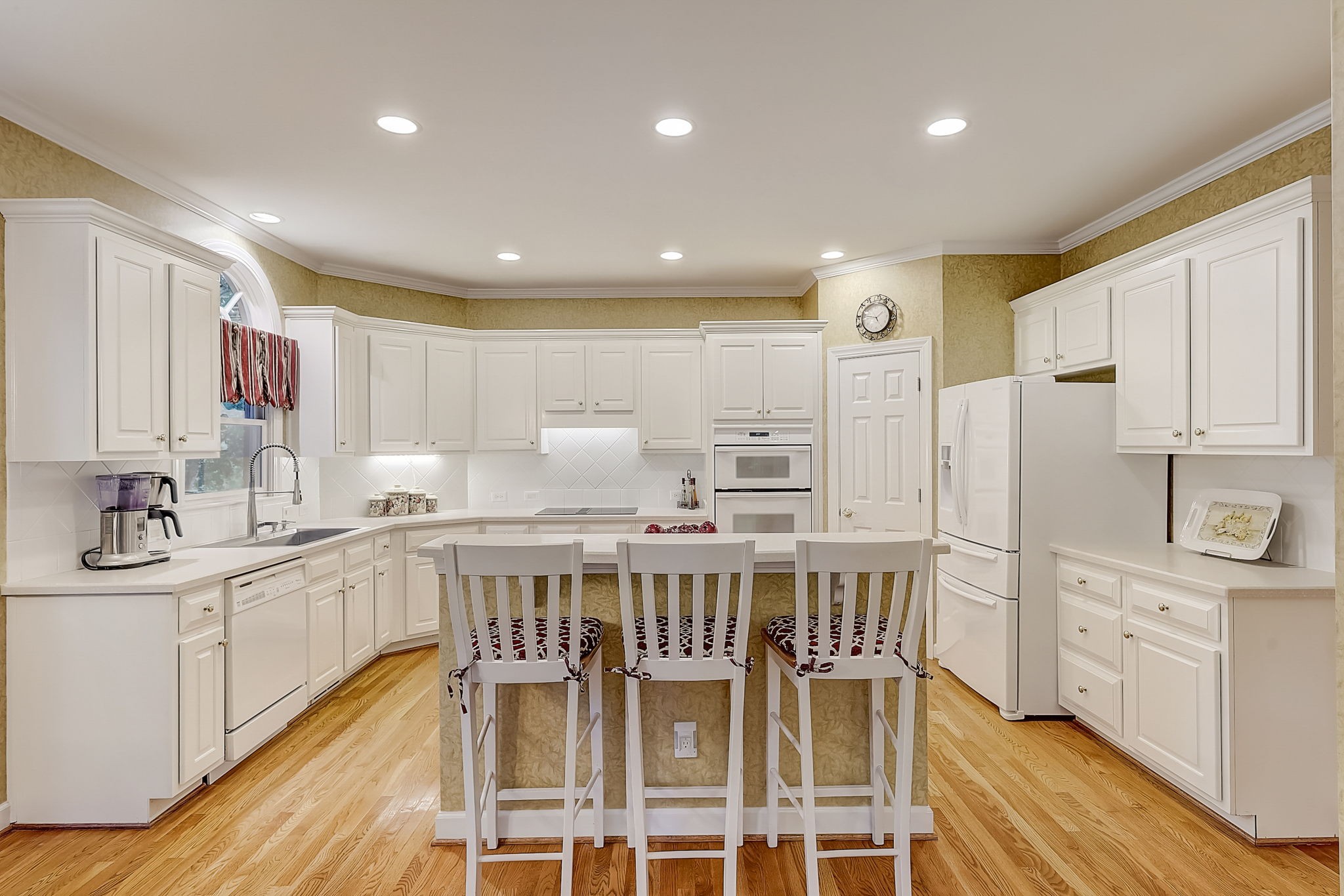 1096 Arbor Run Pl