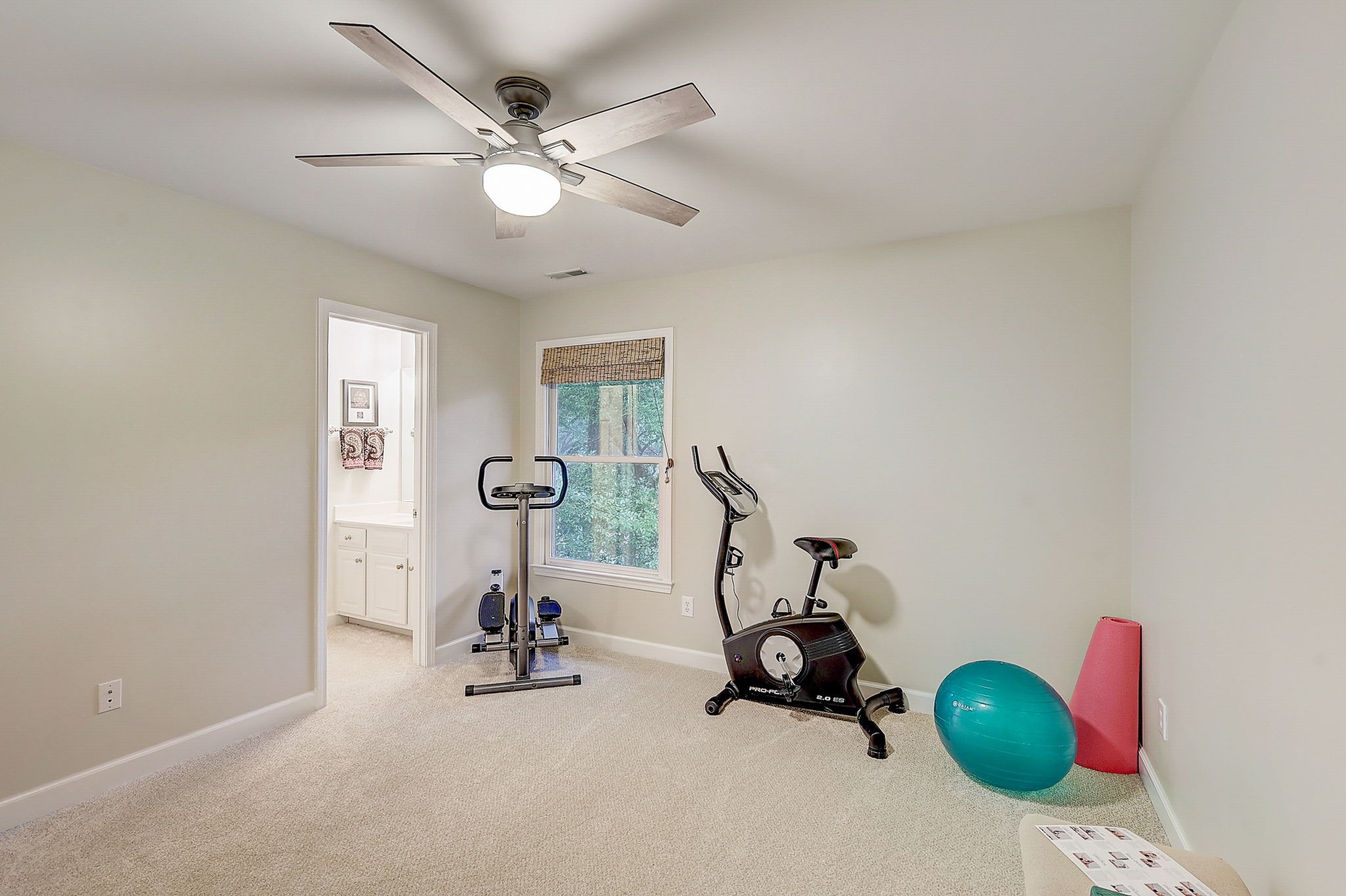 1096 Arbor Run Pl