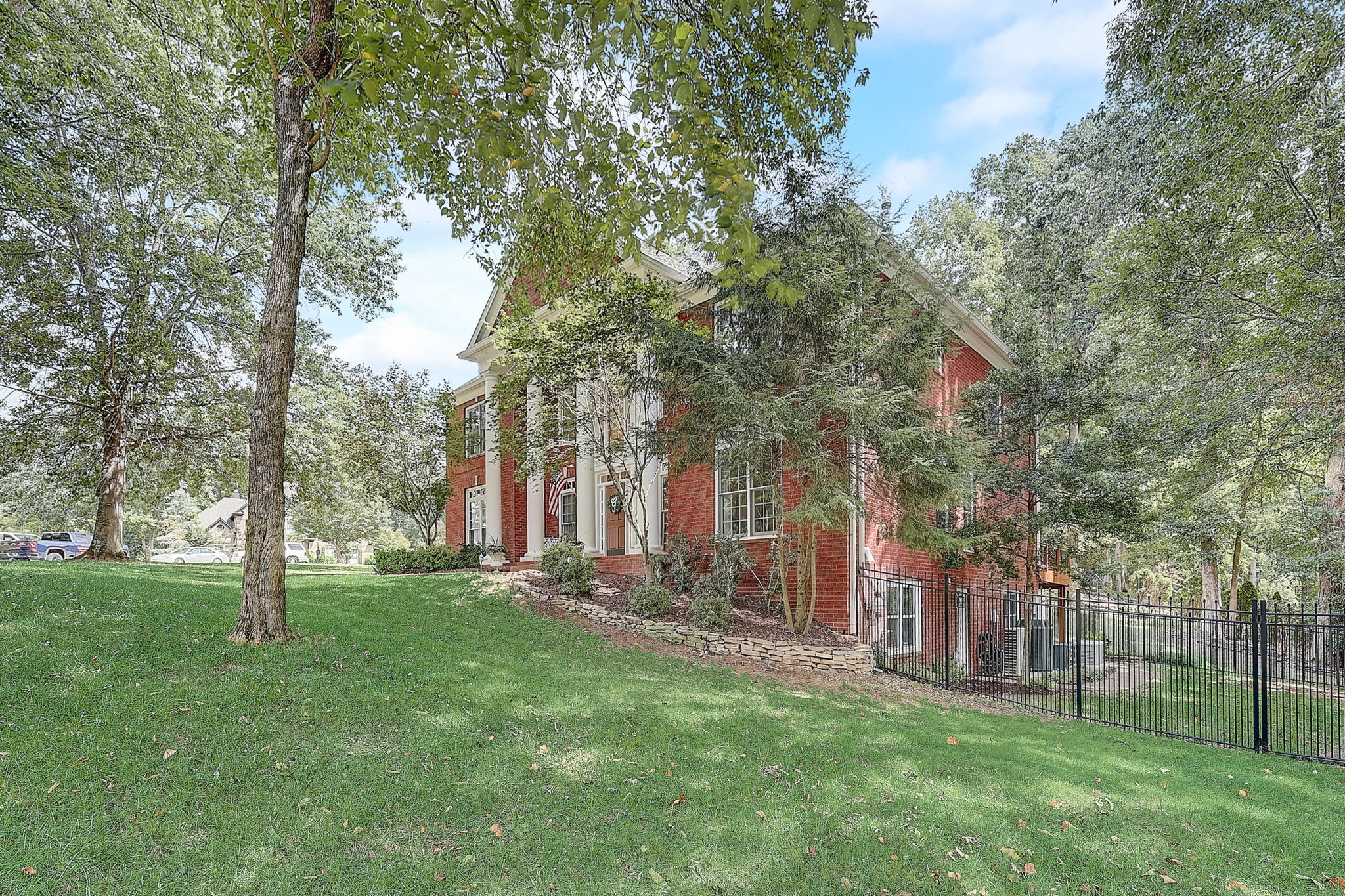 1096 Arbor Run Pl