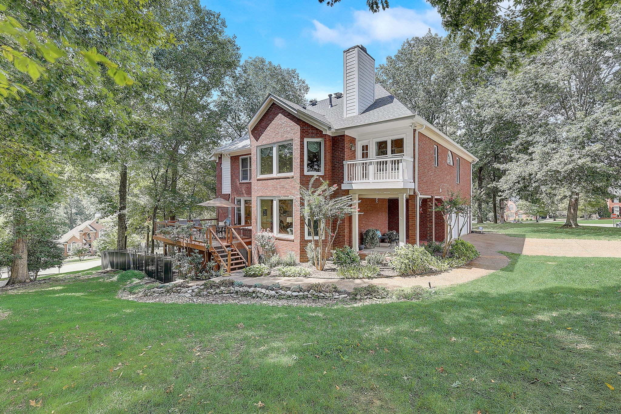 1096 Arbor Run Pl