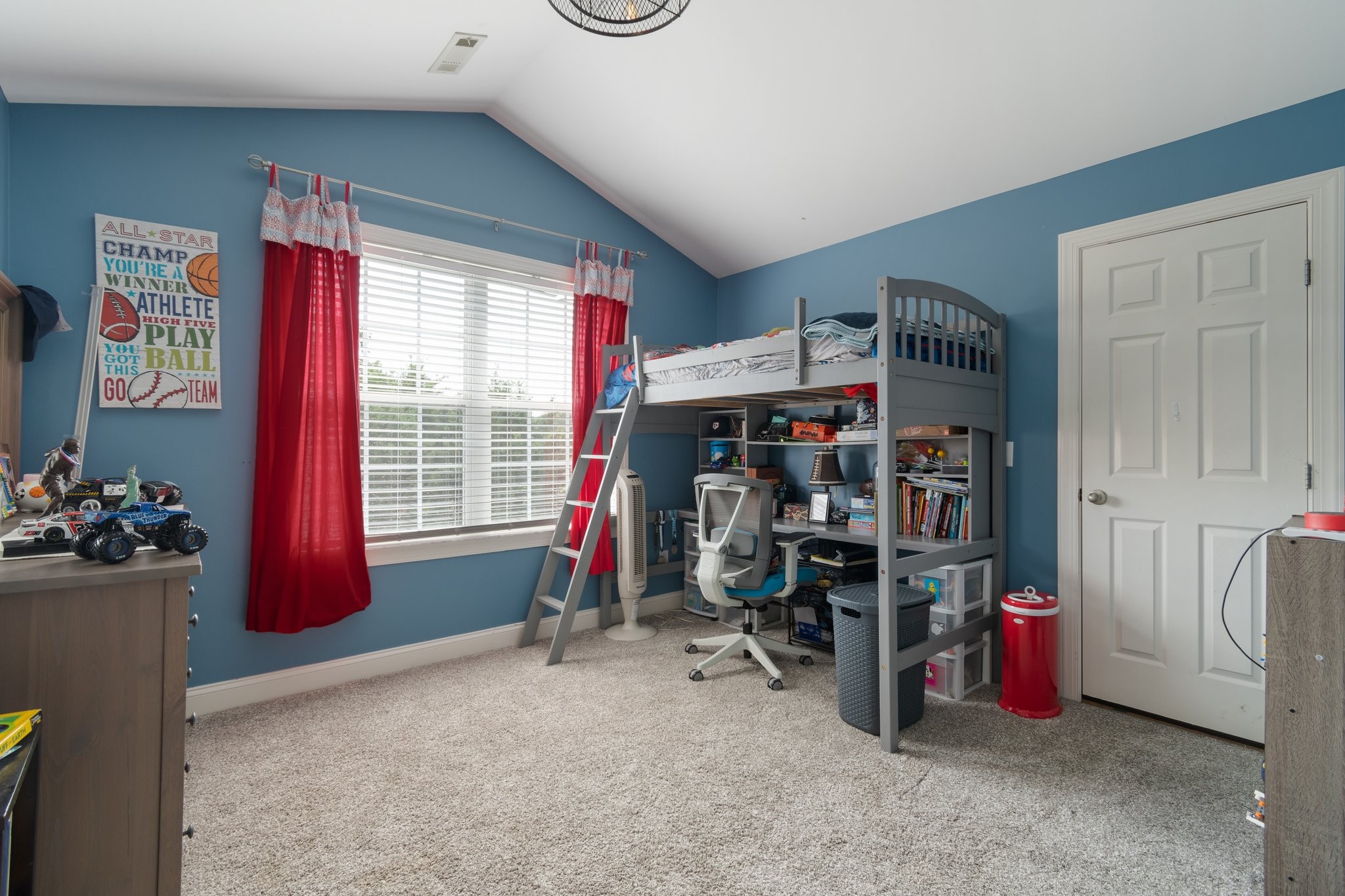 3722 Bosk Ln