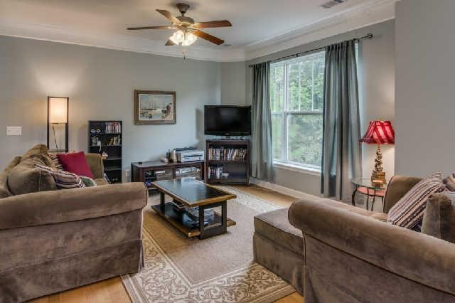 2310 Elliott Ave Unit: 207