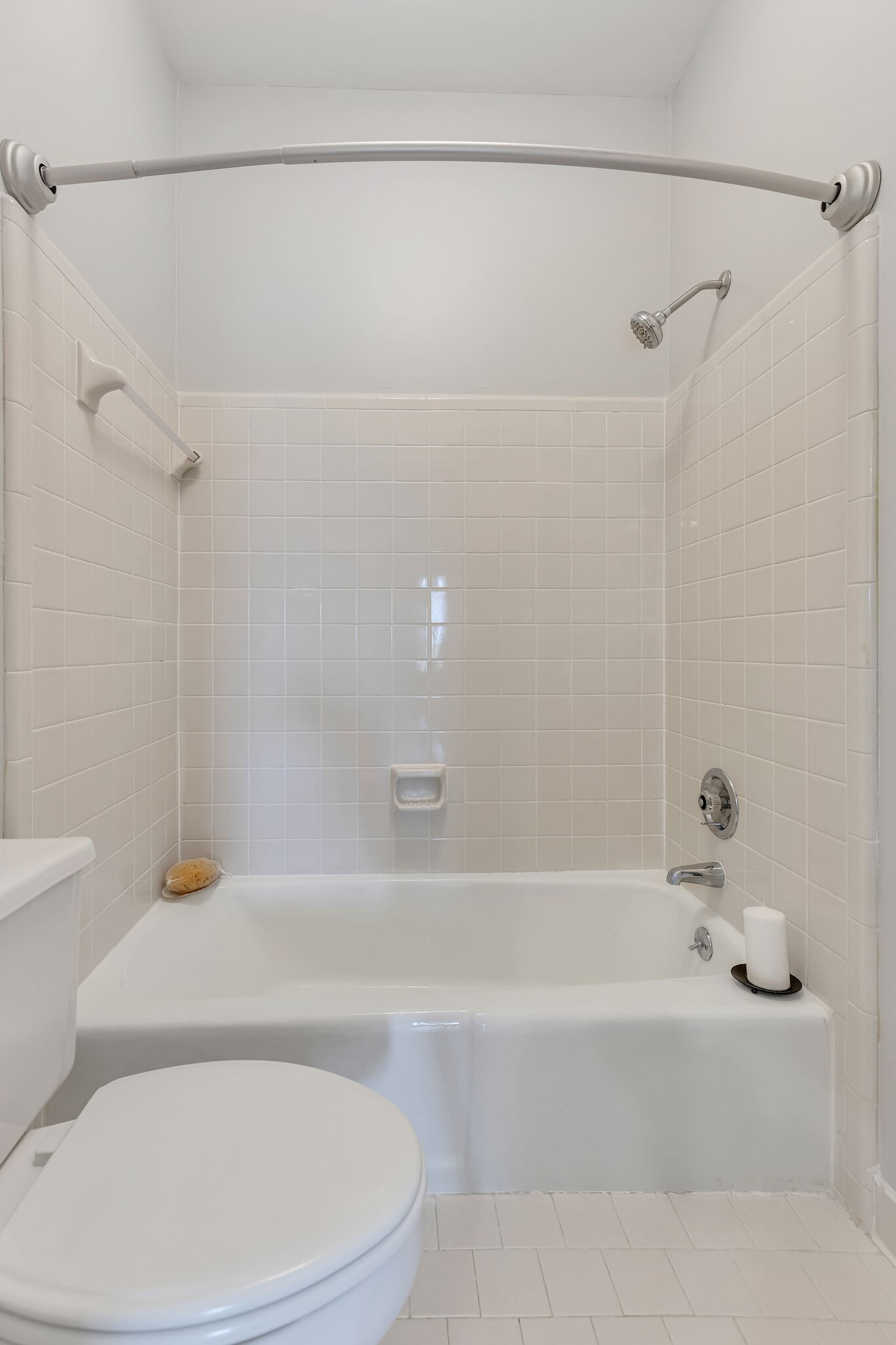 404 Rose Hall Unit: 404