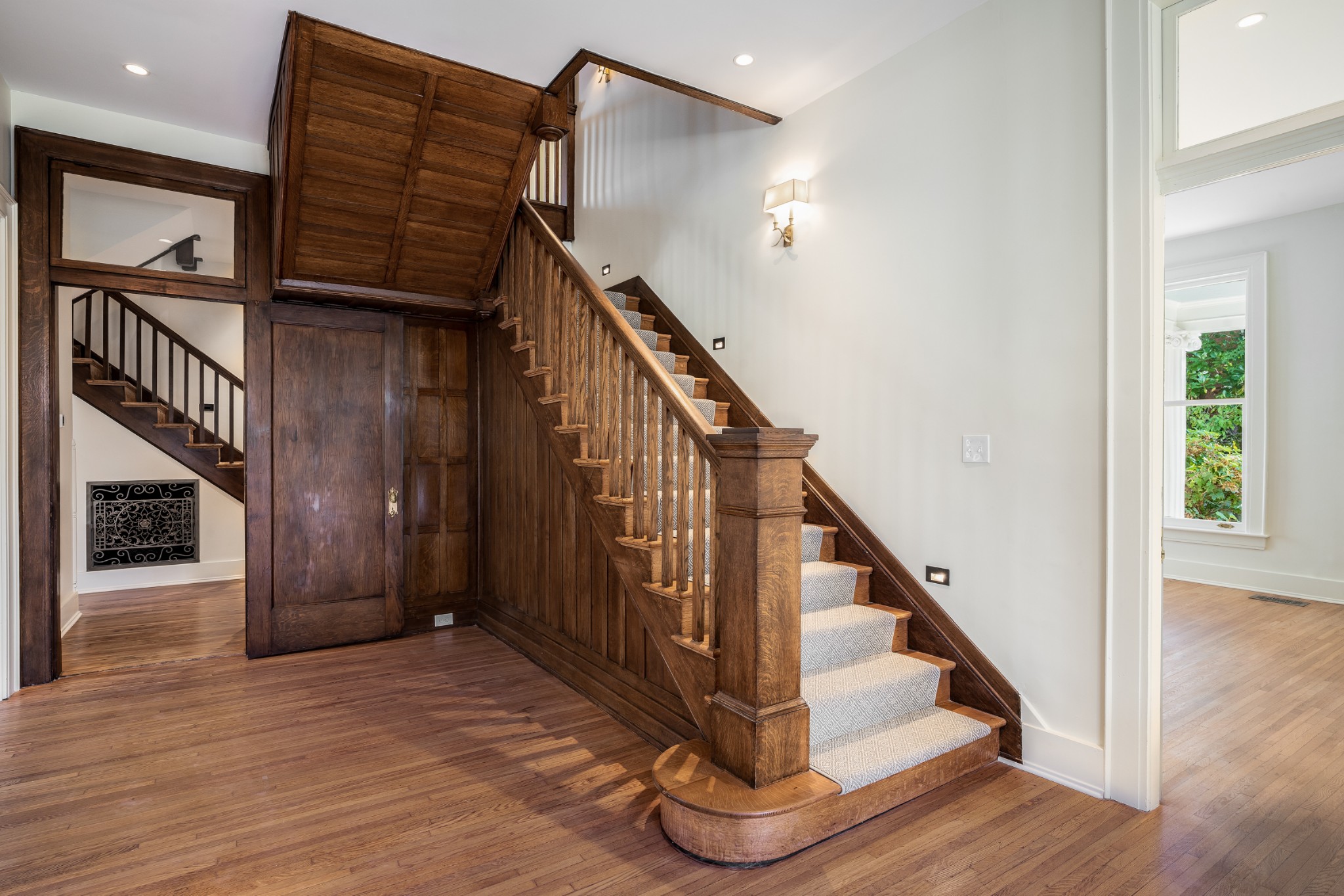 746 Benton Ave