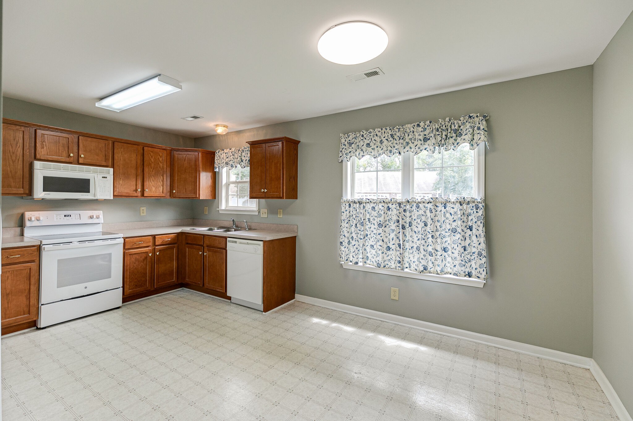 1322 Crofton Park Dr