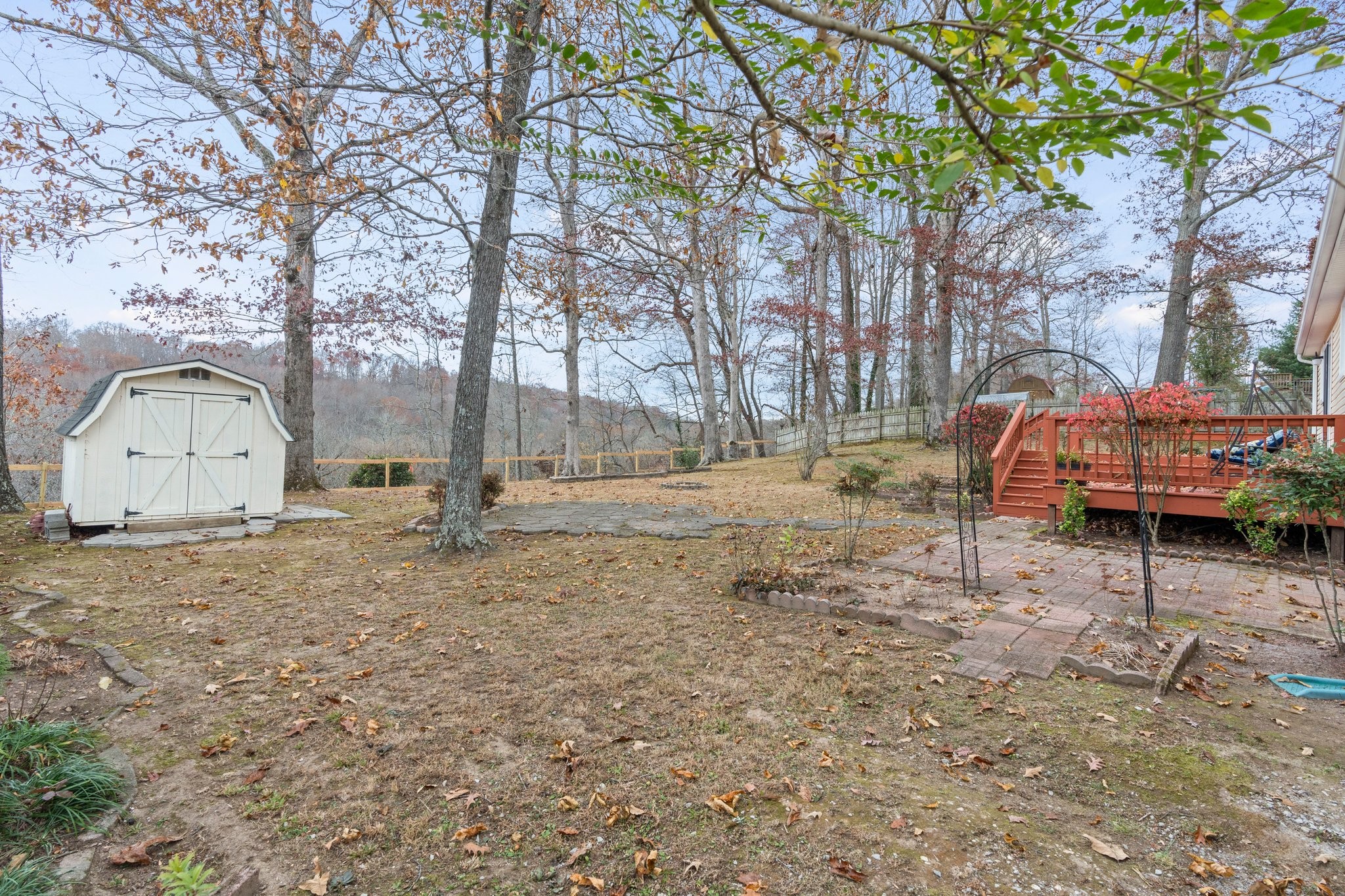 156 River Bluff Dr, W