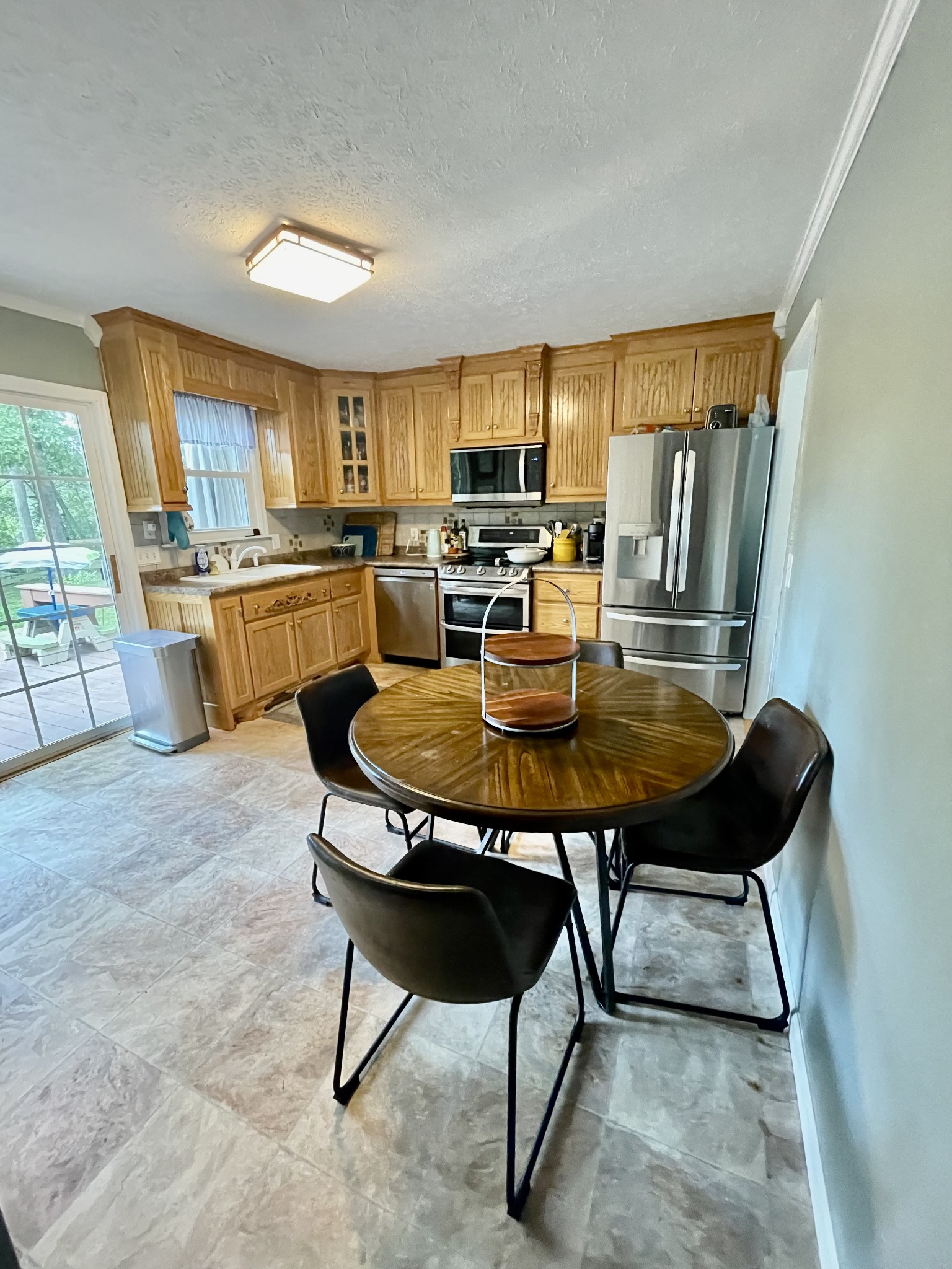 156 River Bluff Dr, W