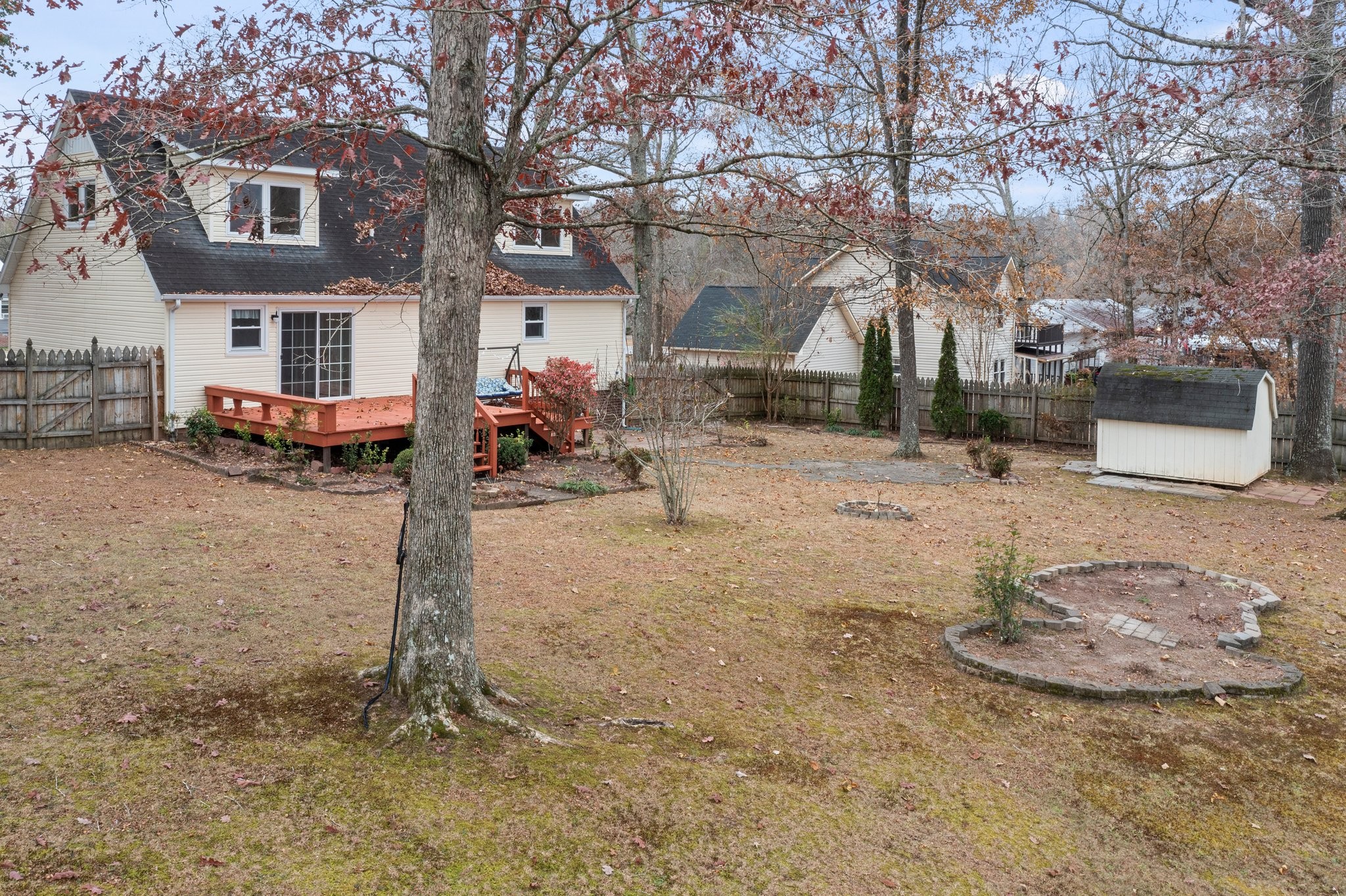 156 River Bluff Dr, W