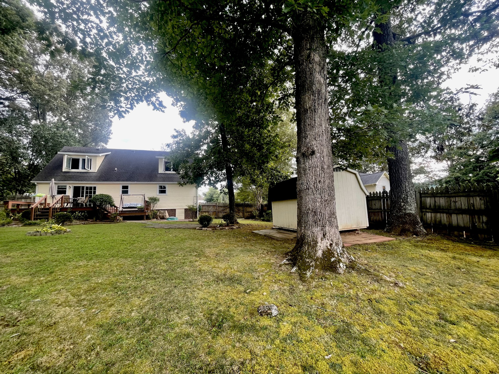 156 River Bluff Dr, W