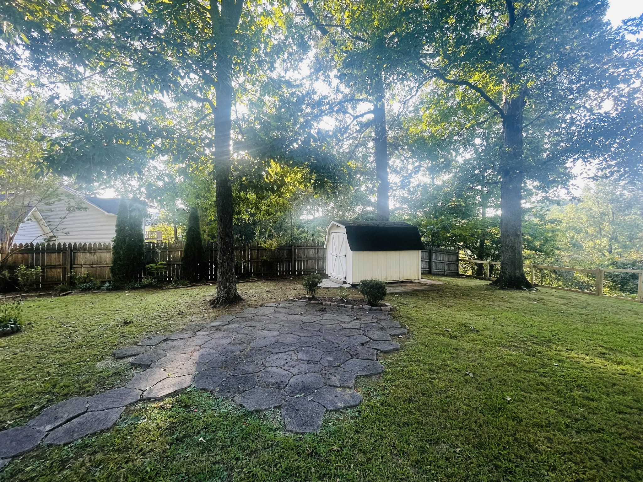 156 River Bluff Dr, W