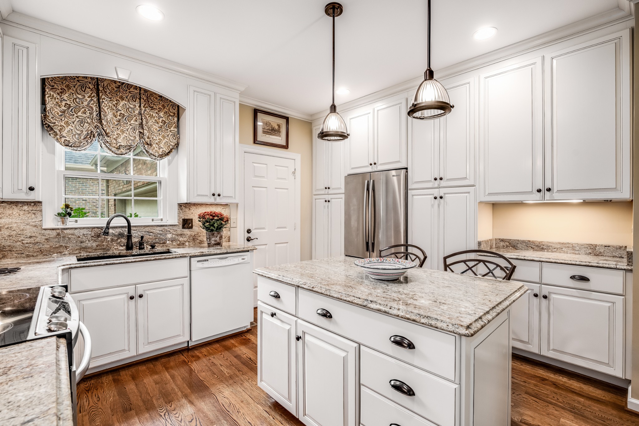 2721 Abbott Martin Rd