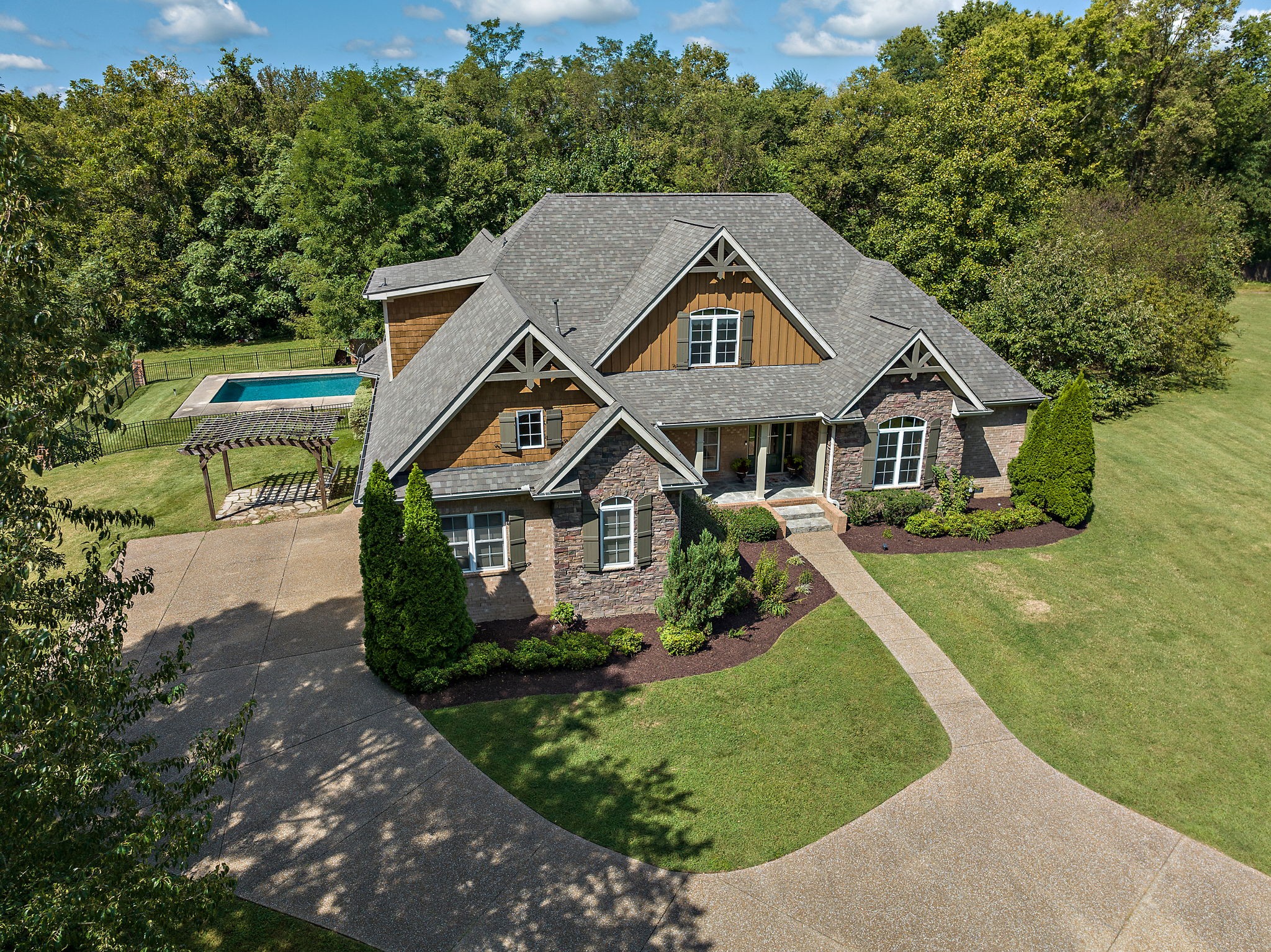 1420 Hunter Rd