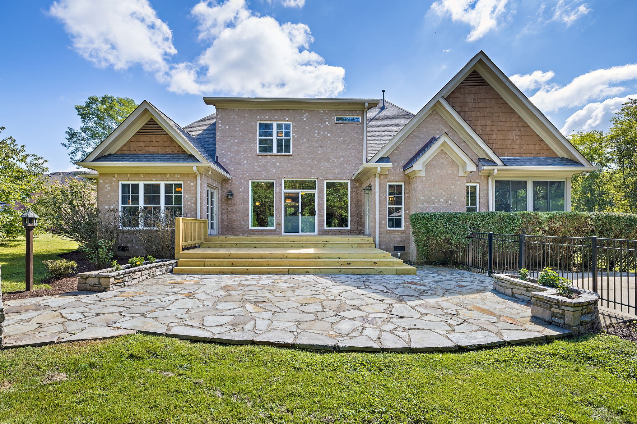 1420 Hunter Rd