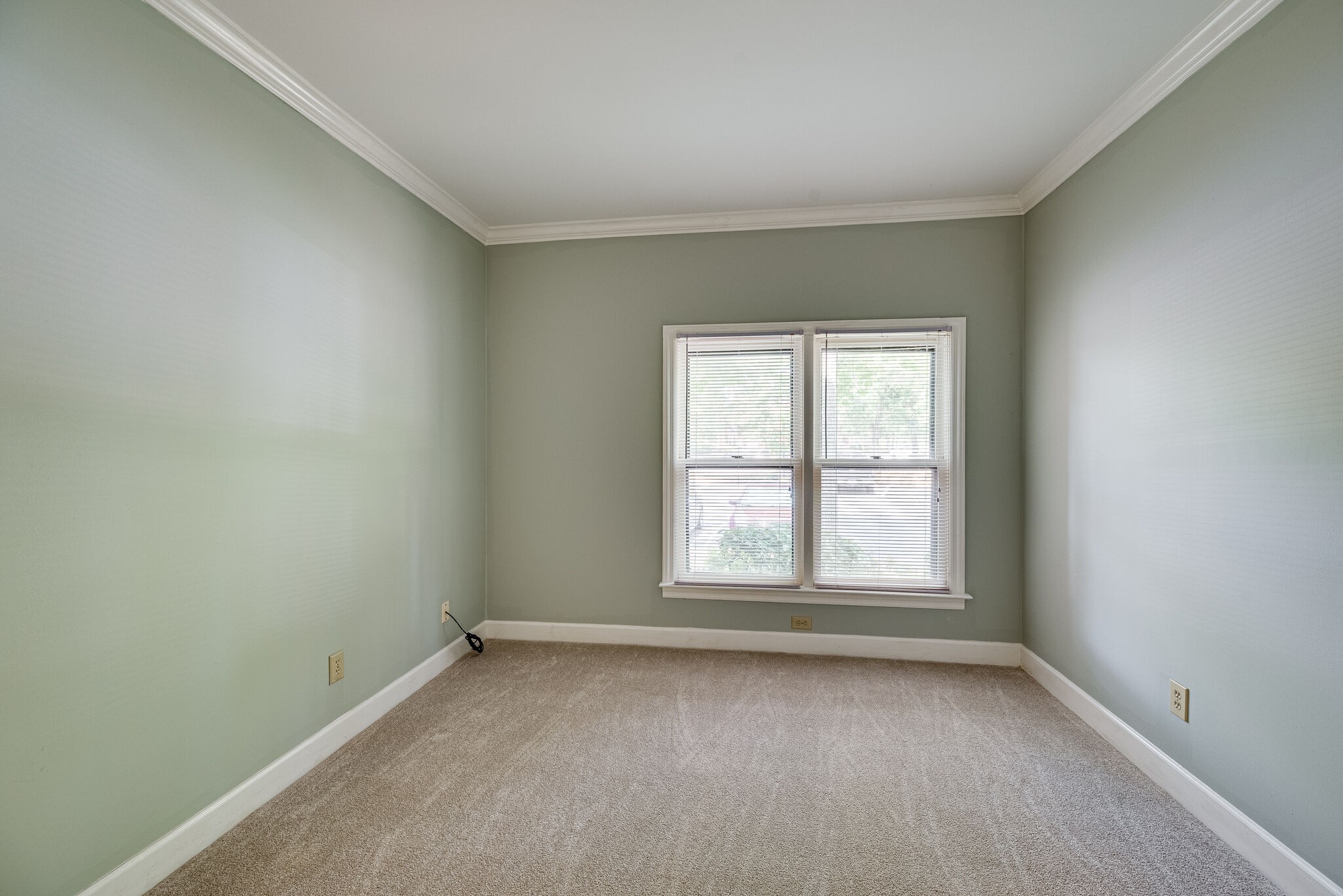 701 Arkland Pl