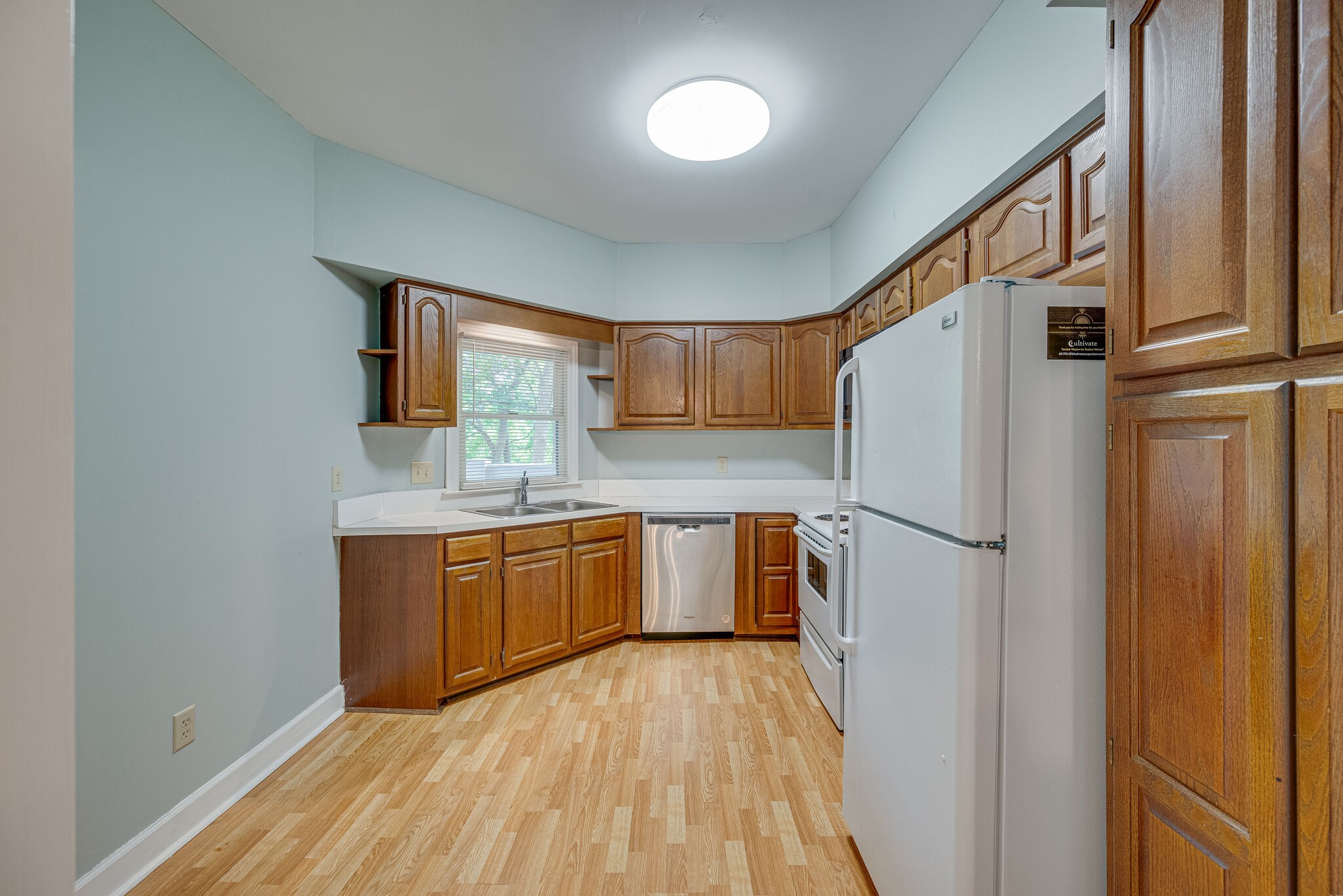 701 Arkland Pl