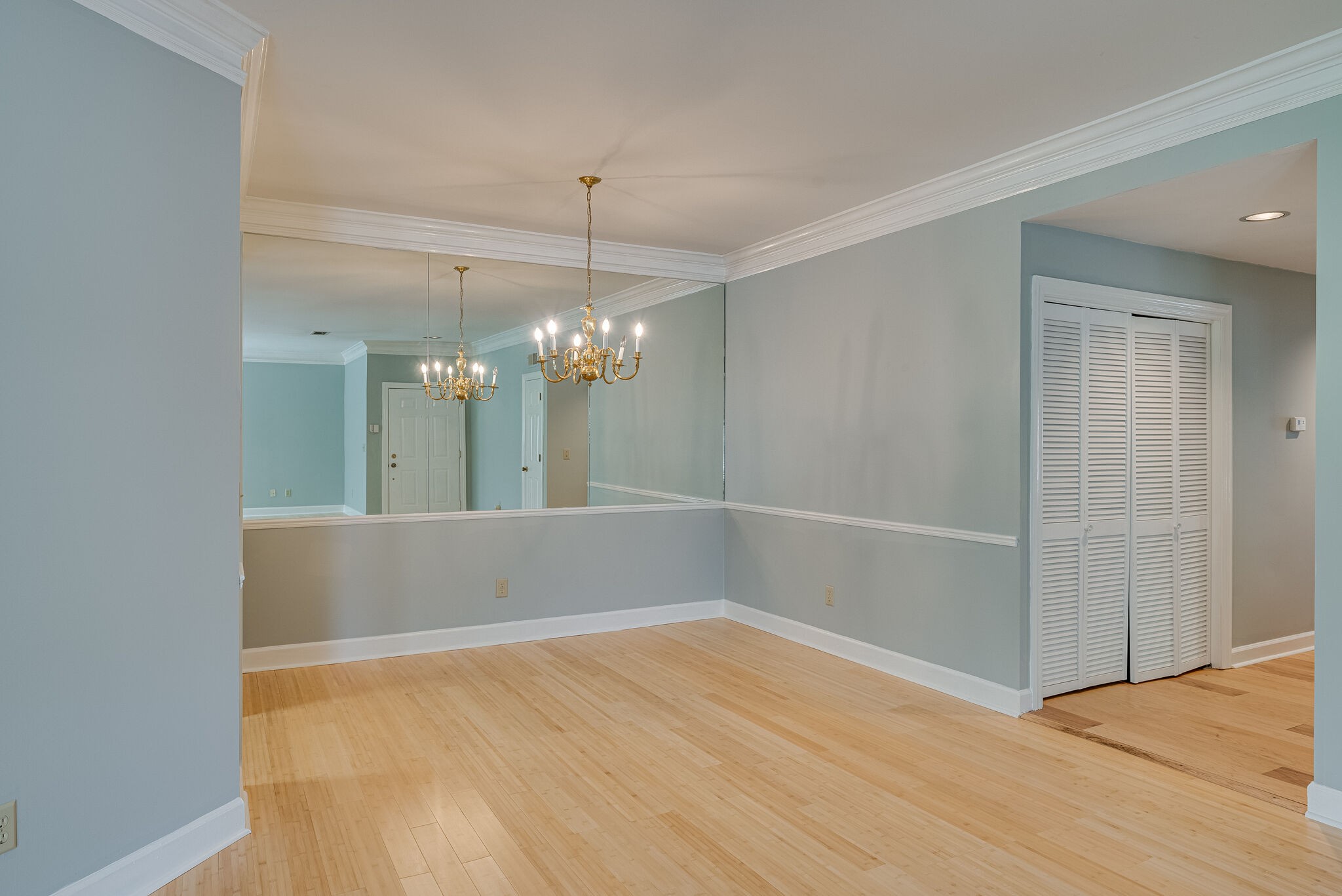 701 Arkland Pl