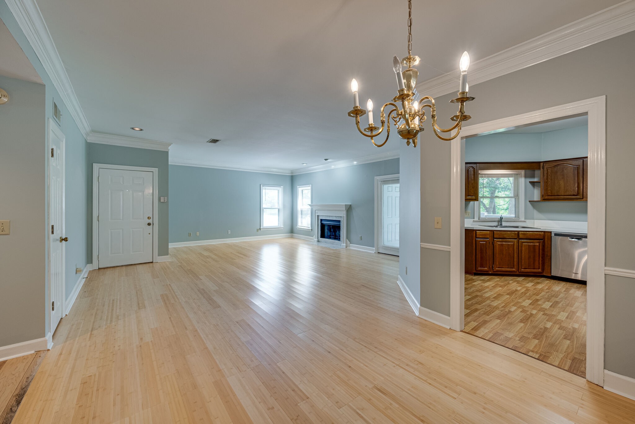 701 Arkland Pl