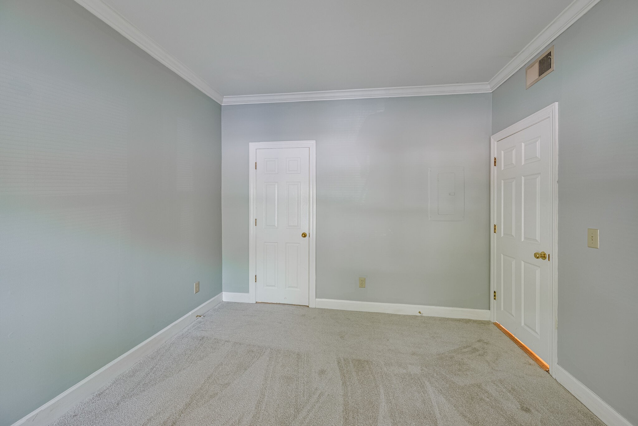 701 Arkland Pl