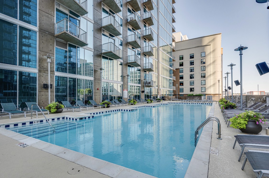 301 Demonbreun St Unit: 814