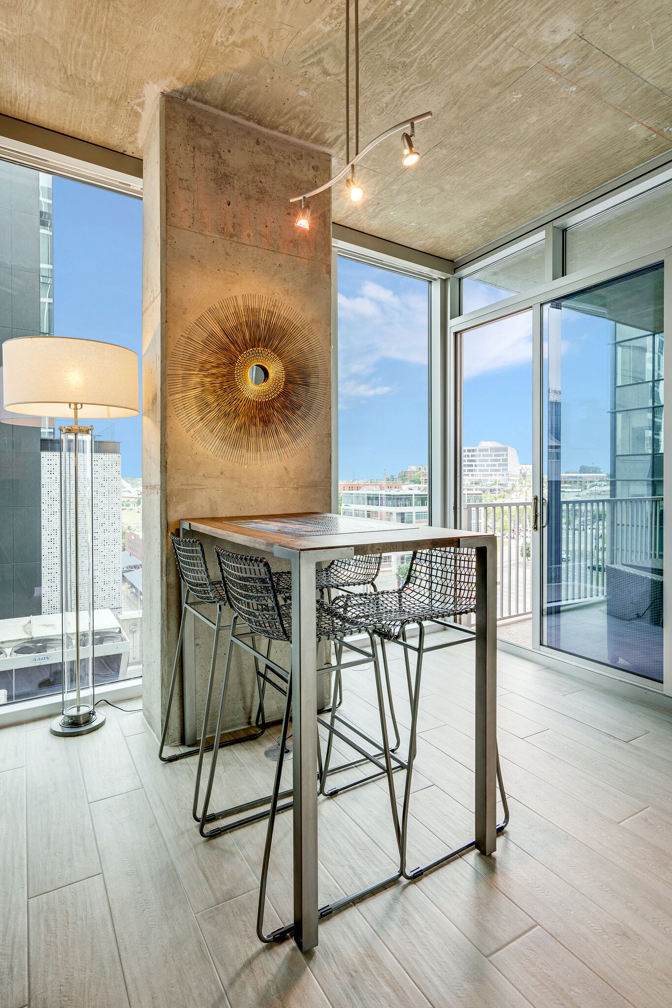 301 Demonbreun St Unit: 814