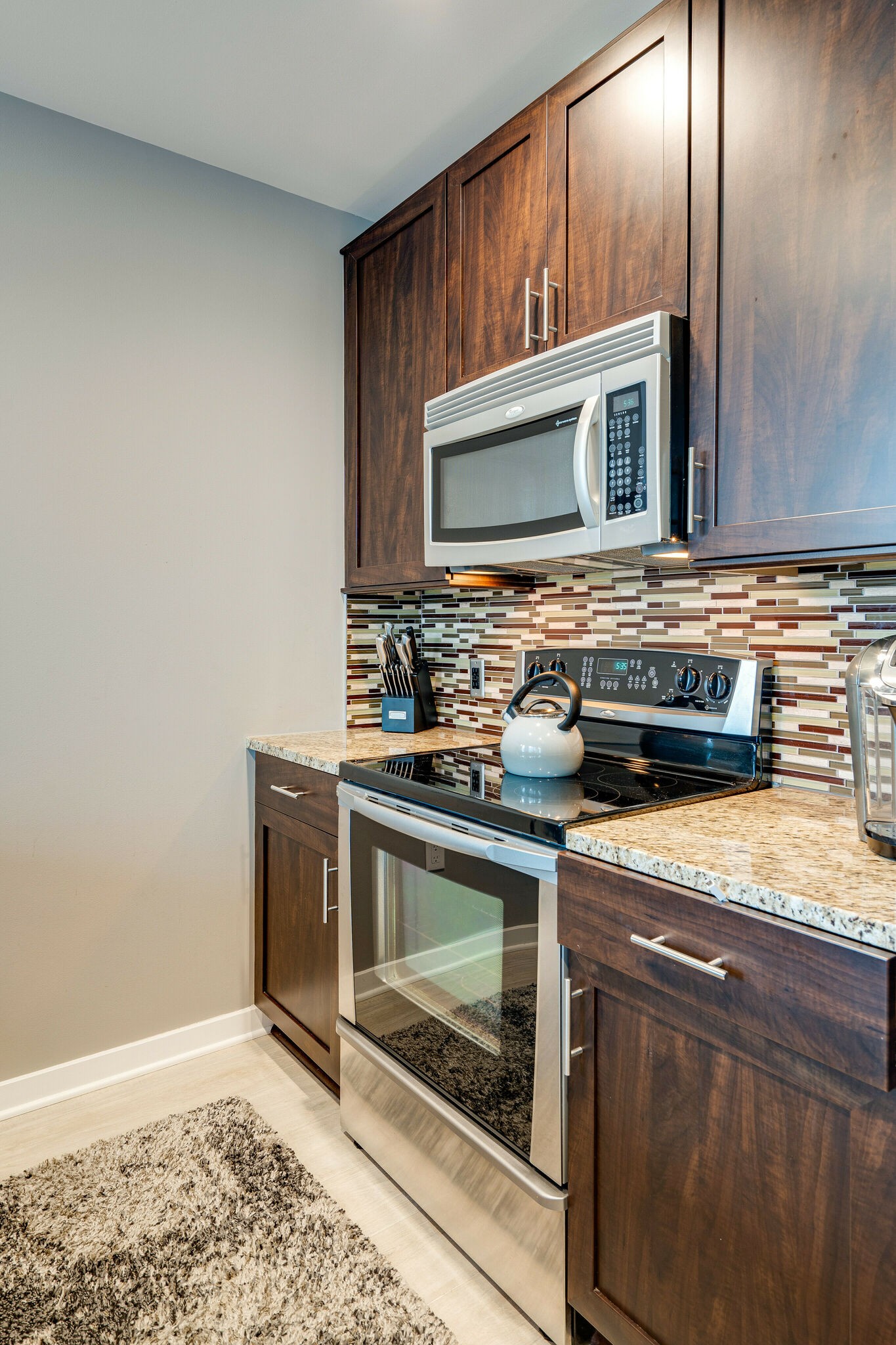 301 Demonbreun St Unit: 814
