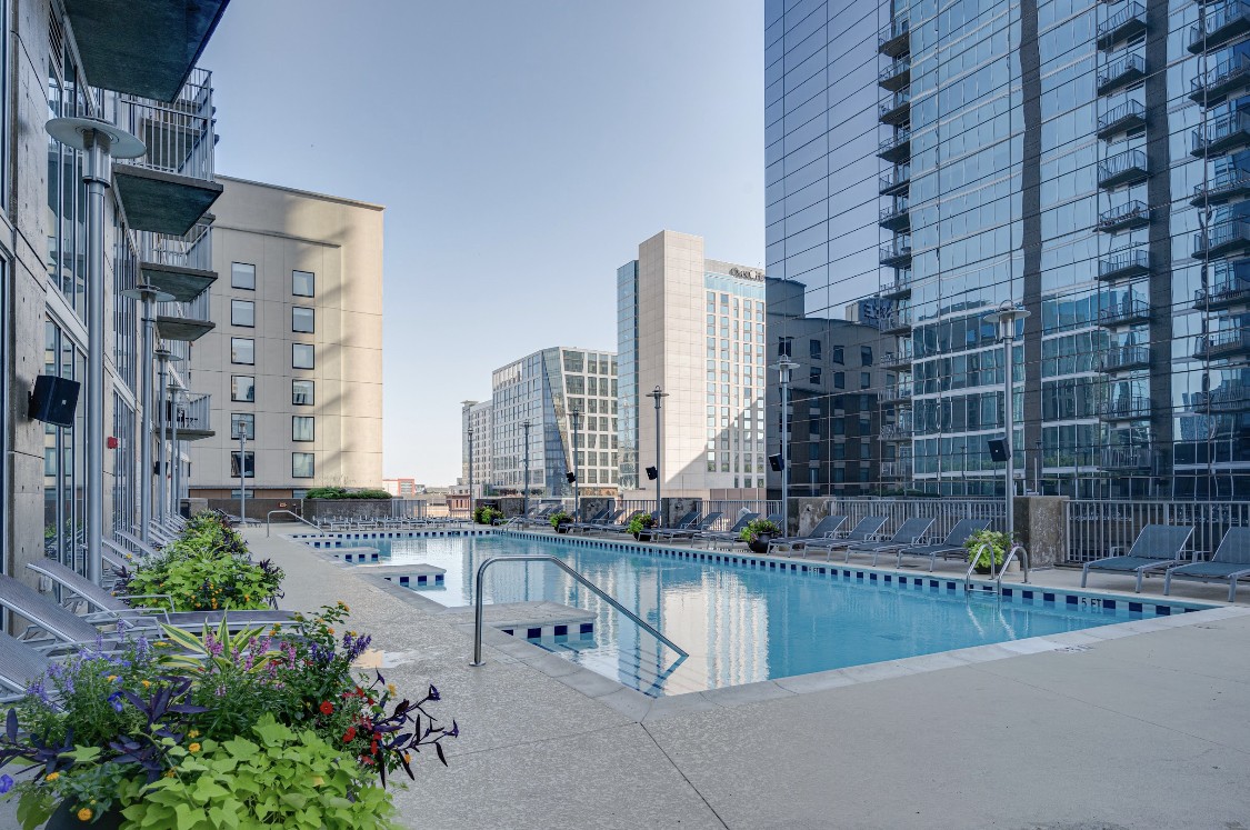 301 Demonbreun St Unit: 814