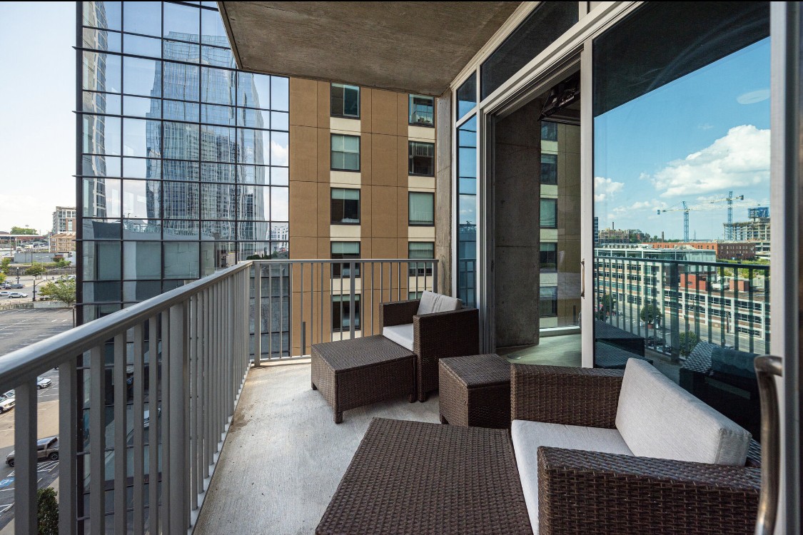 301 Demonbreun St Unit: 814