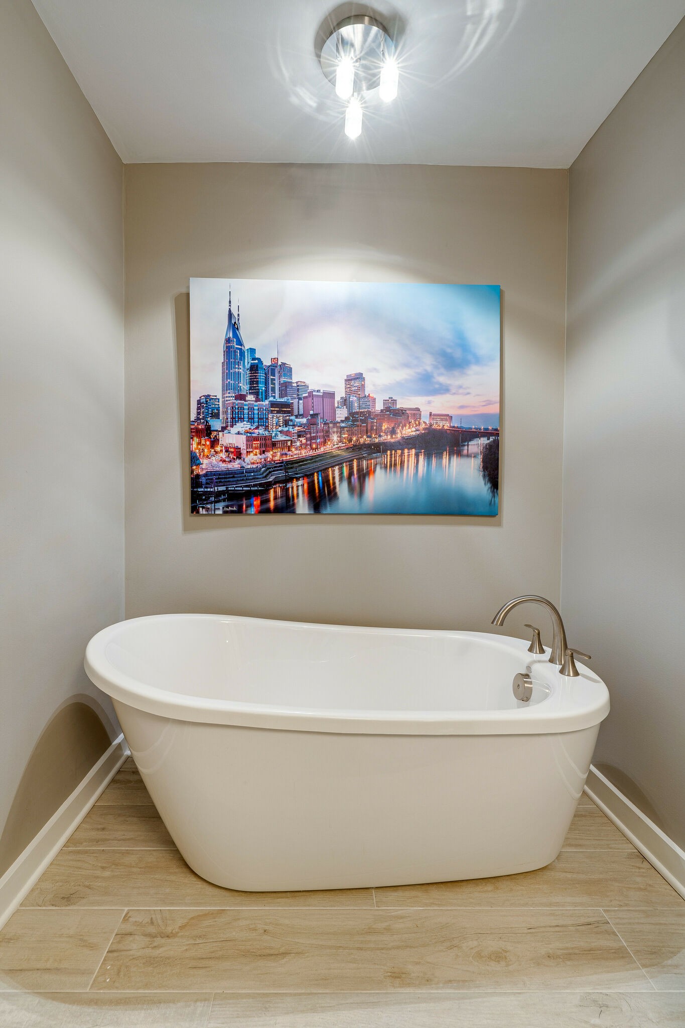 301 Demonbreun St Unit: 814