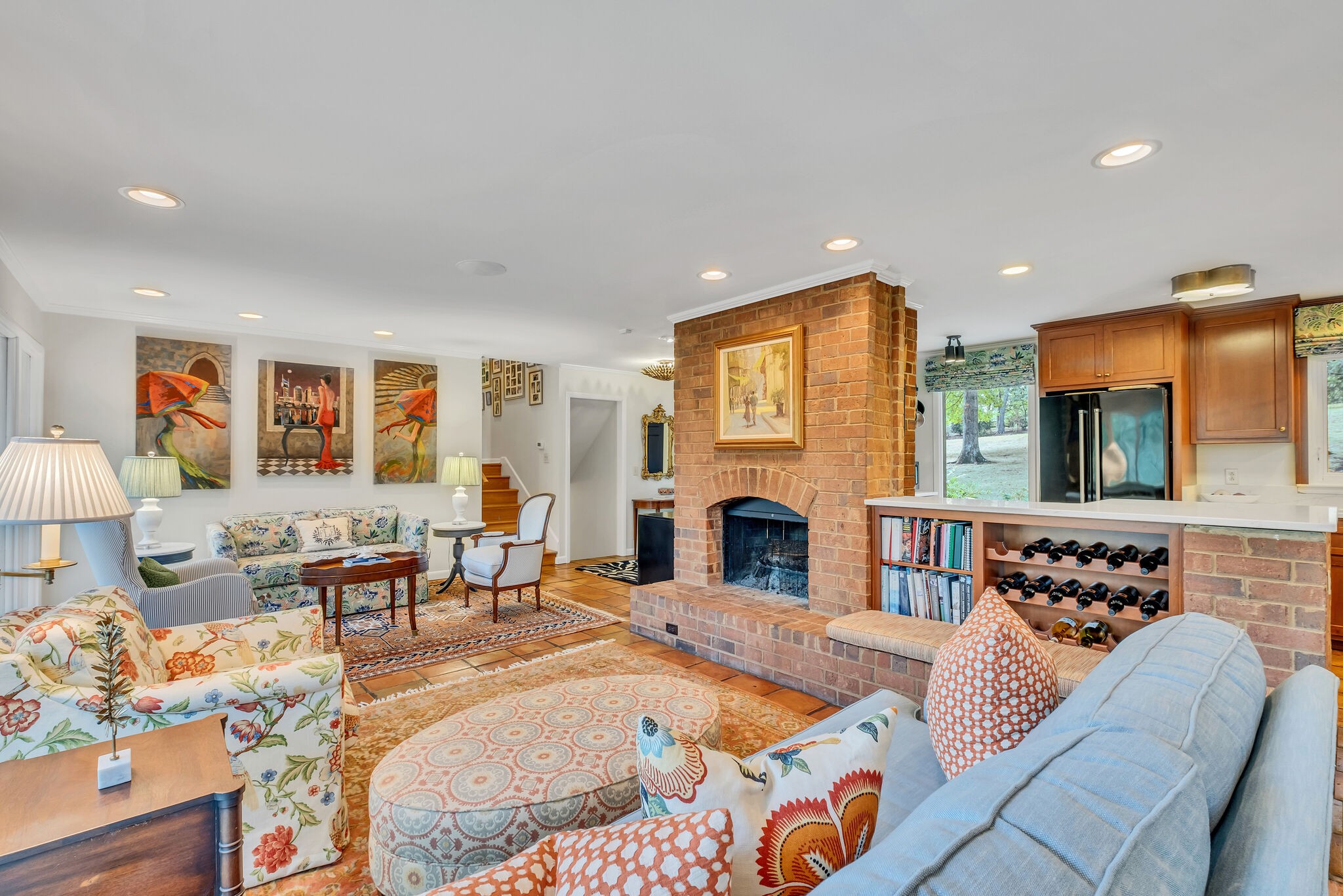 4530 Everett Dr