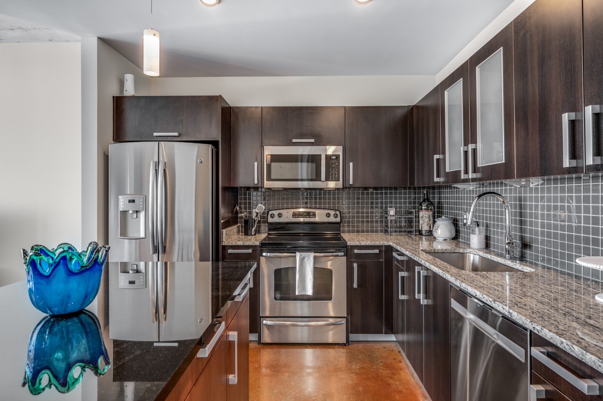 600 12th Ave, S Unit: 1703