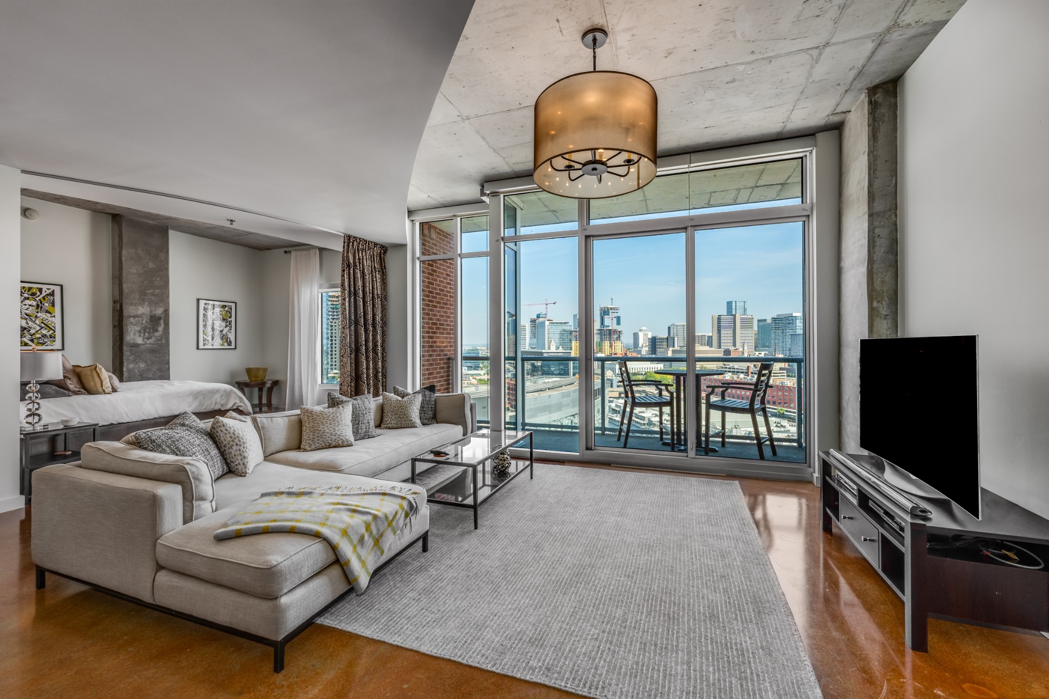 600 12th Ave, S Unit: 1703