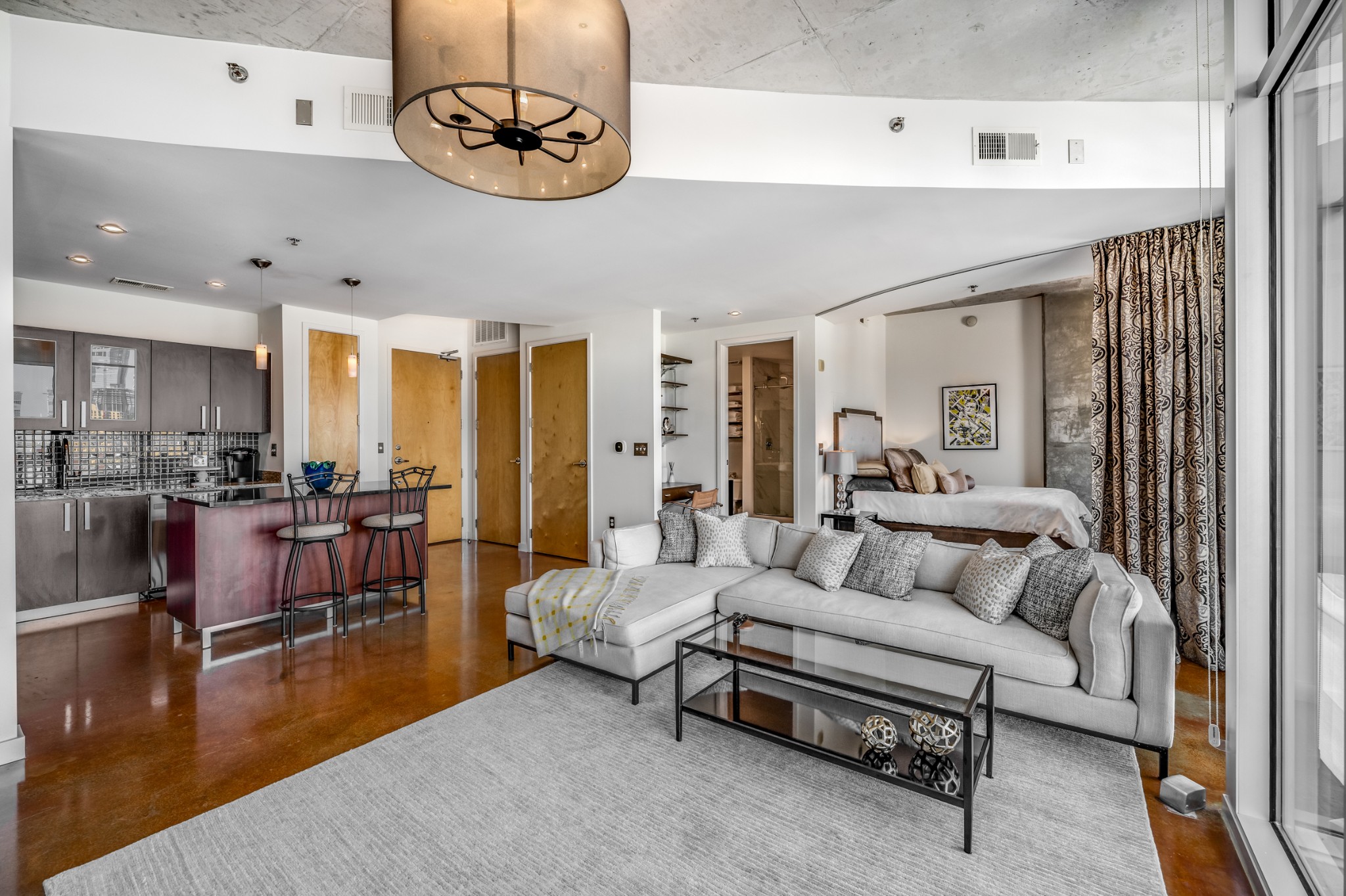 600 12th Ave, S Unit: 1703