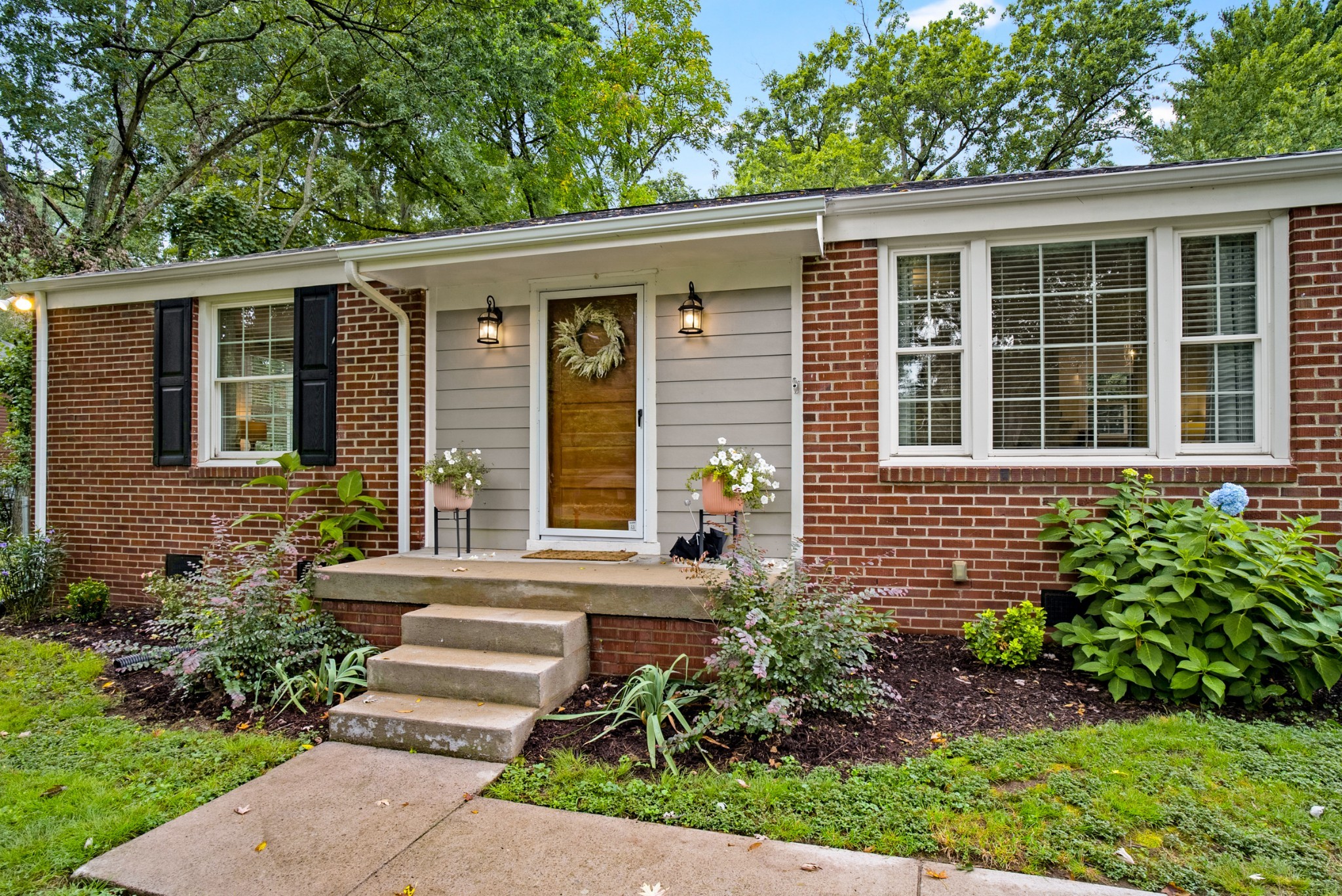 5037 Dovecote Dr