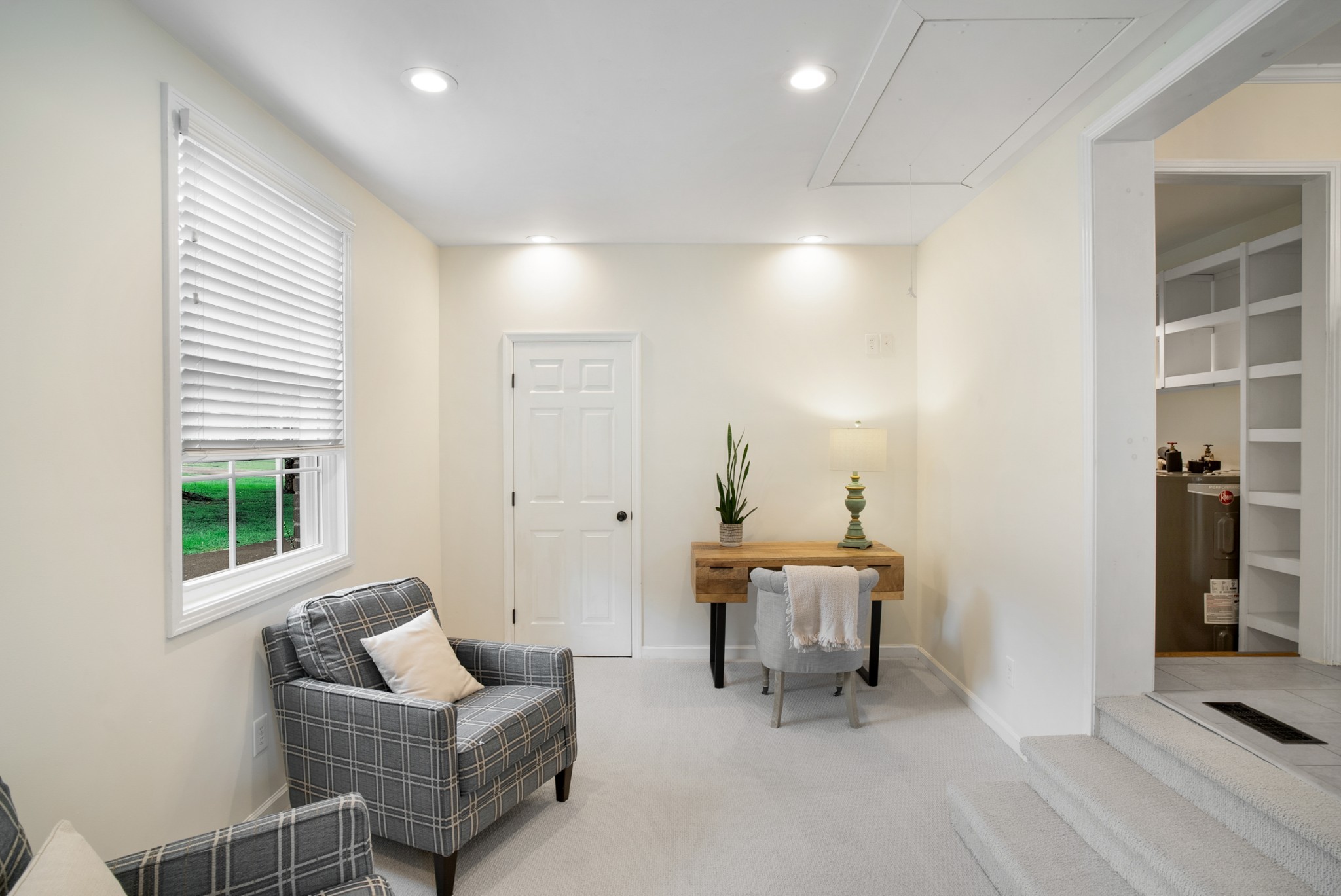 5037 Dovecote Dr