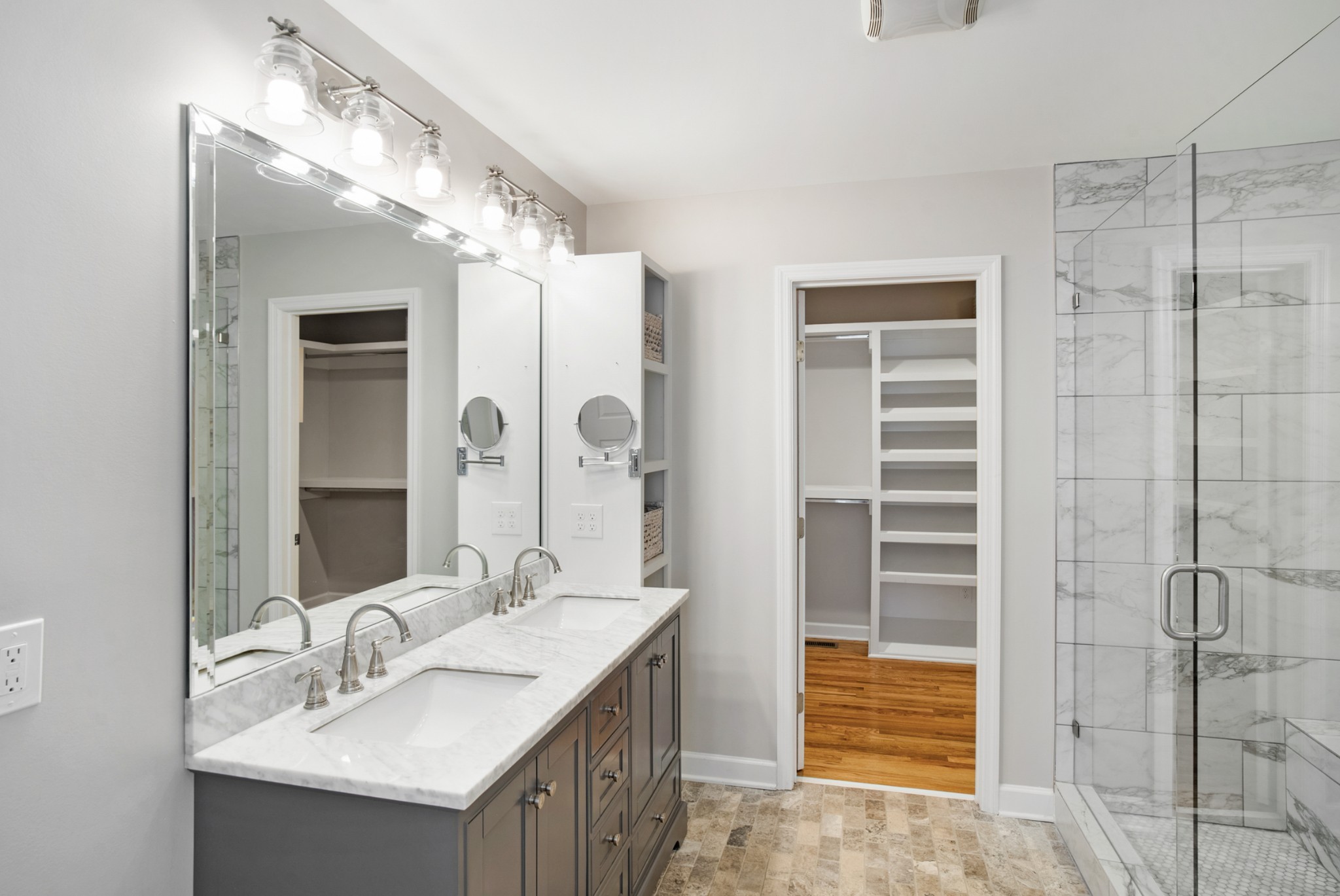 5037 Dovecote Dr