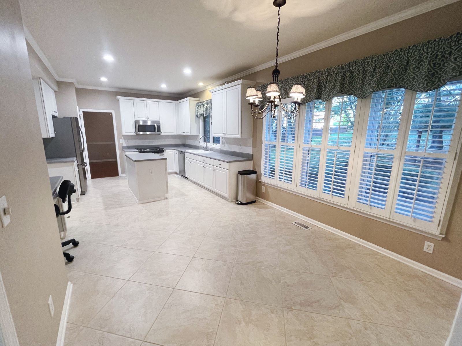 373 Sims Ln