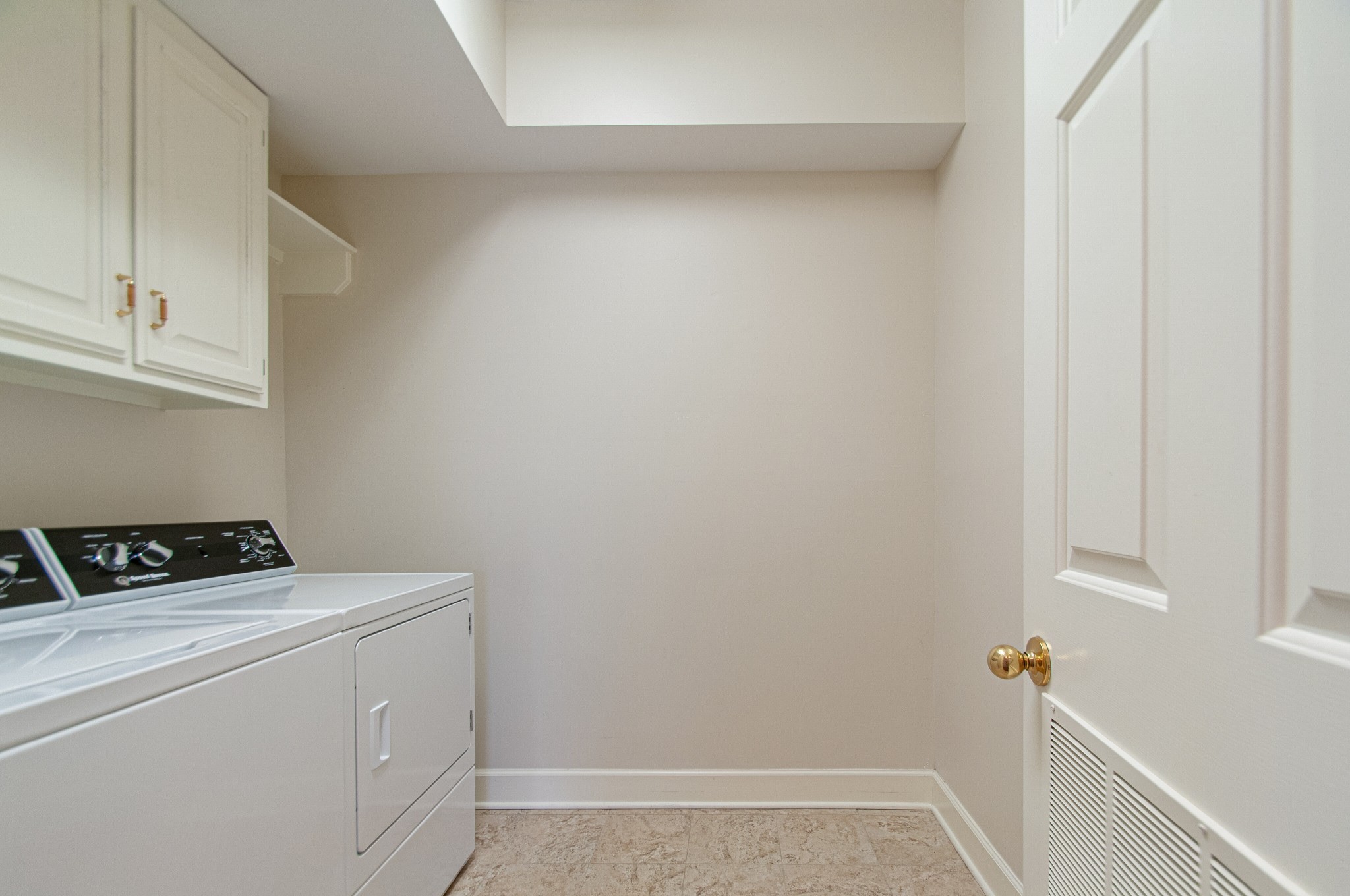 312 Fairbourne Grn